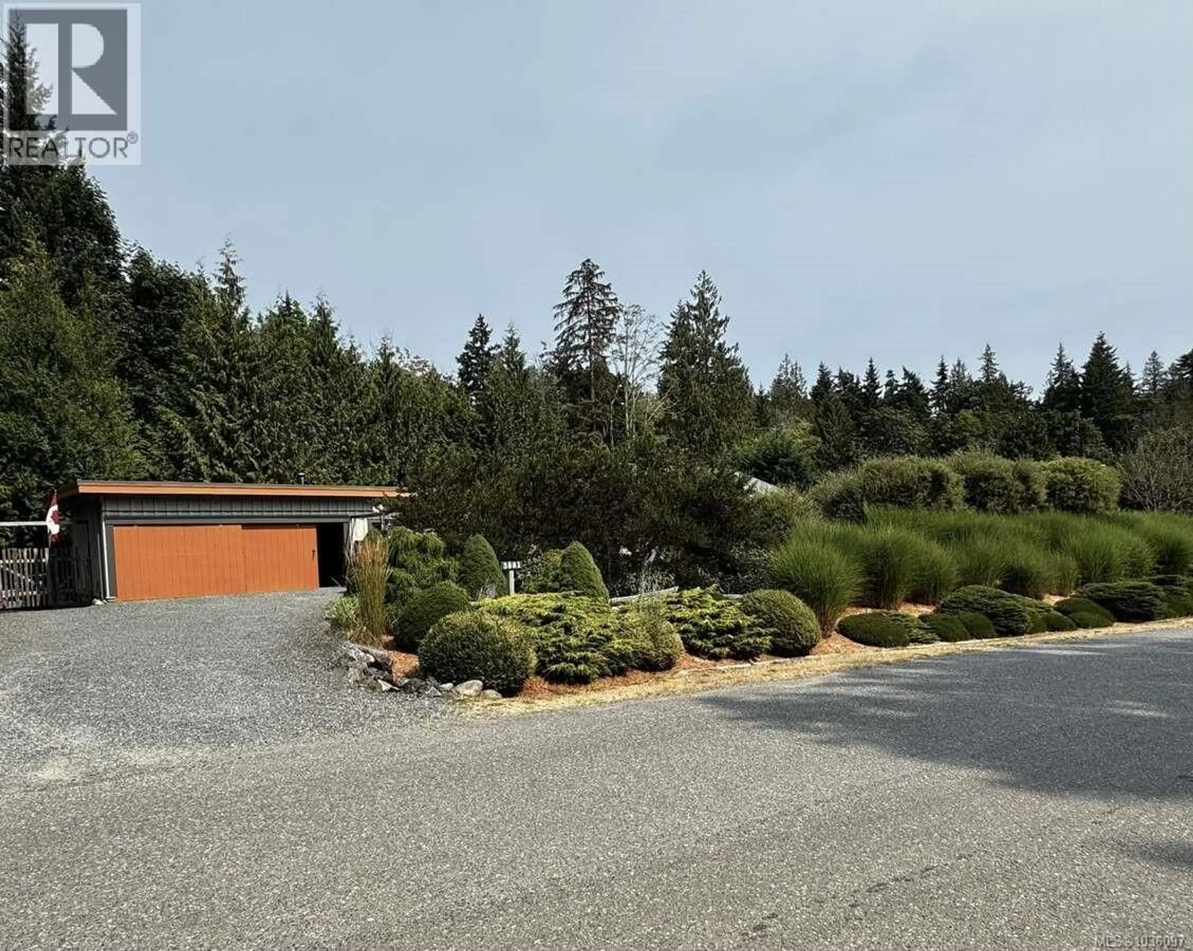 A pic from outside/outdoor area/front of a property/back of a property/a pic from drone, unknown for 3881 CHARLTON DRIVE, Qualicum Beach British Columbia V9K1Z3