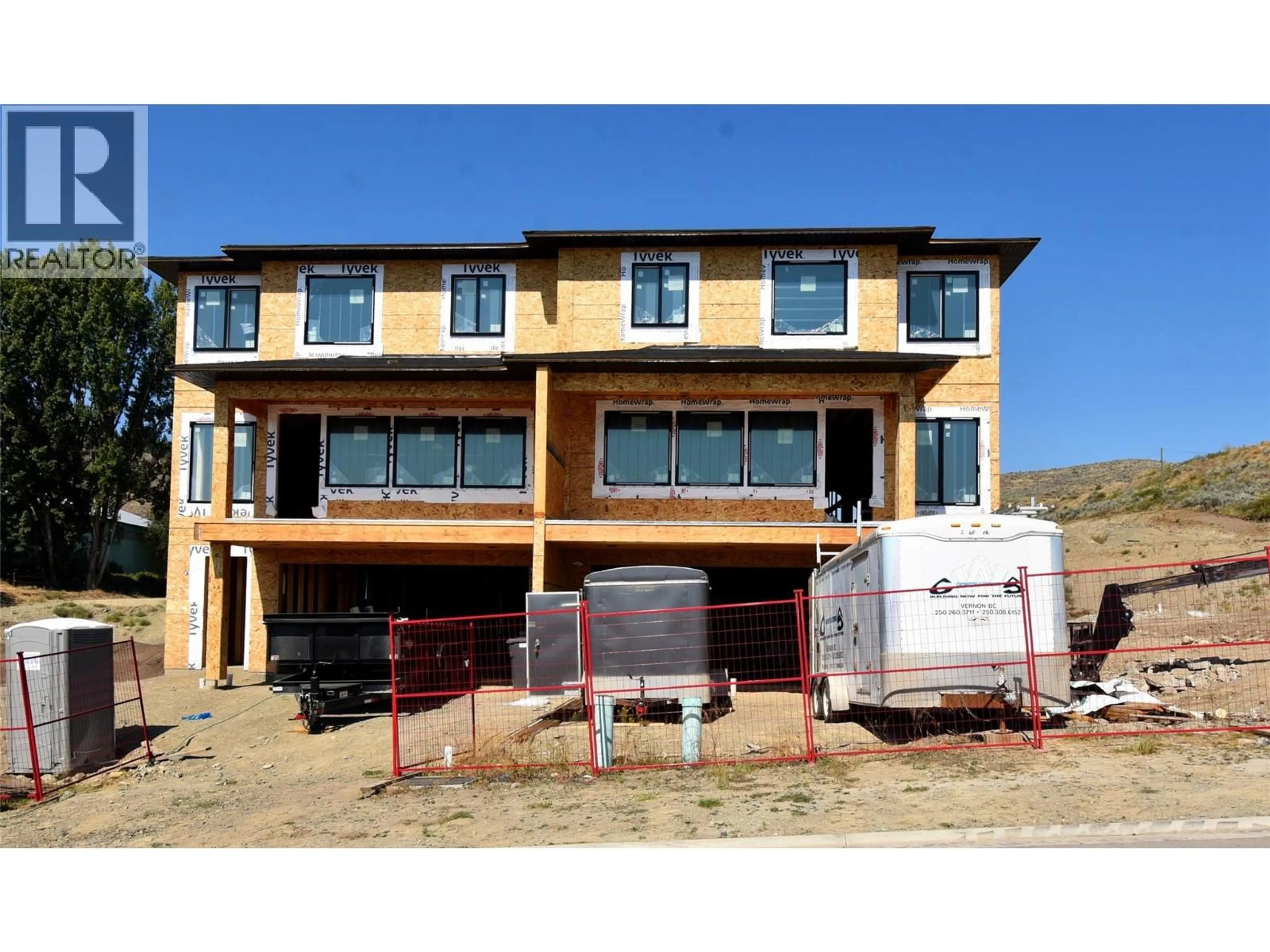Home with vinyl exterior material, building for 4319 PAINTED TURTLE DRIVE, Vernon British Columbia V1T9W4