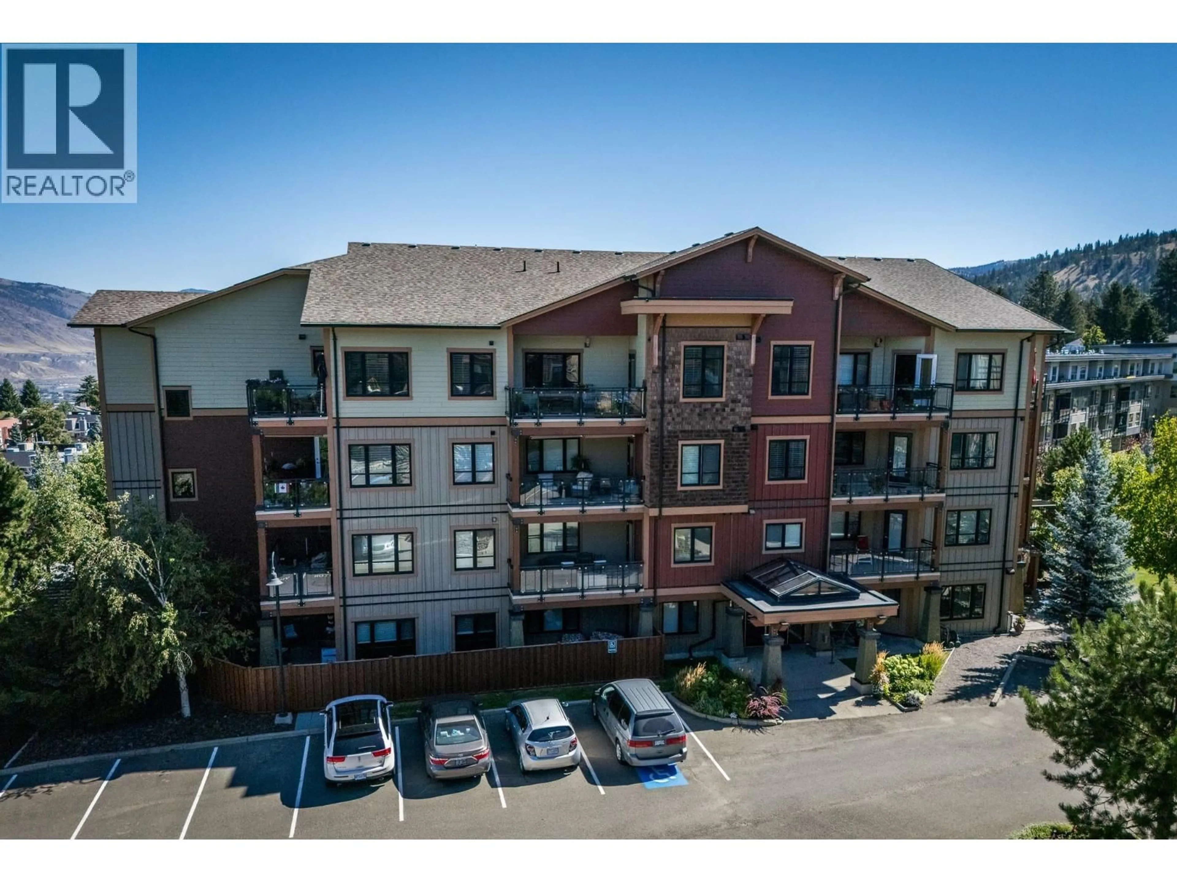A pic from outside/outdoor area/front of a property/back of a property/a pic from drone, unknown for 1201-1405 SPRINGHILL DRIVE, Kamloops British Columbia V2C0B4