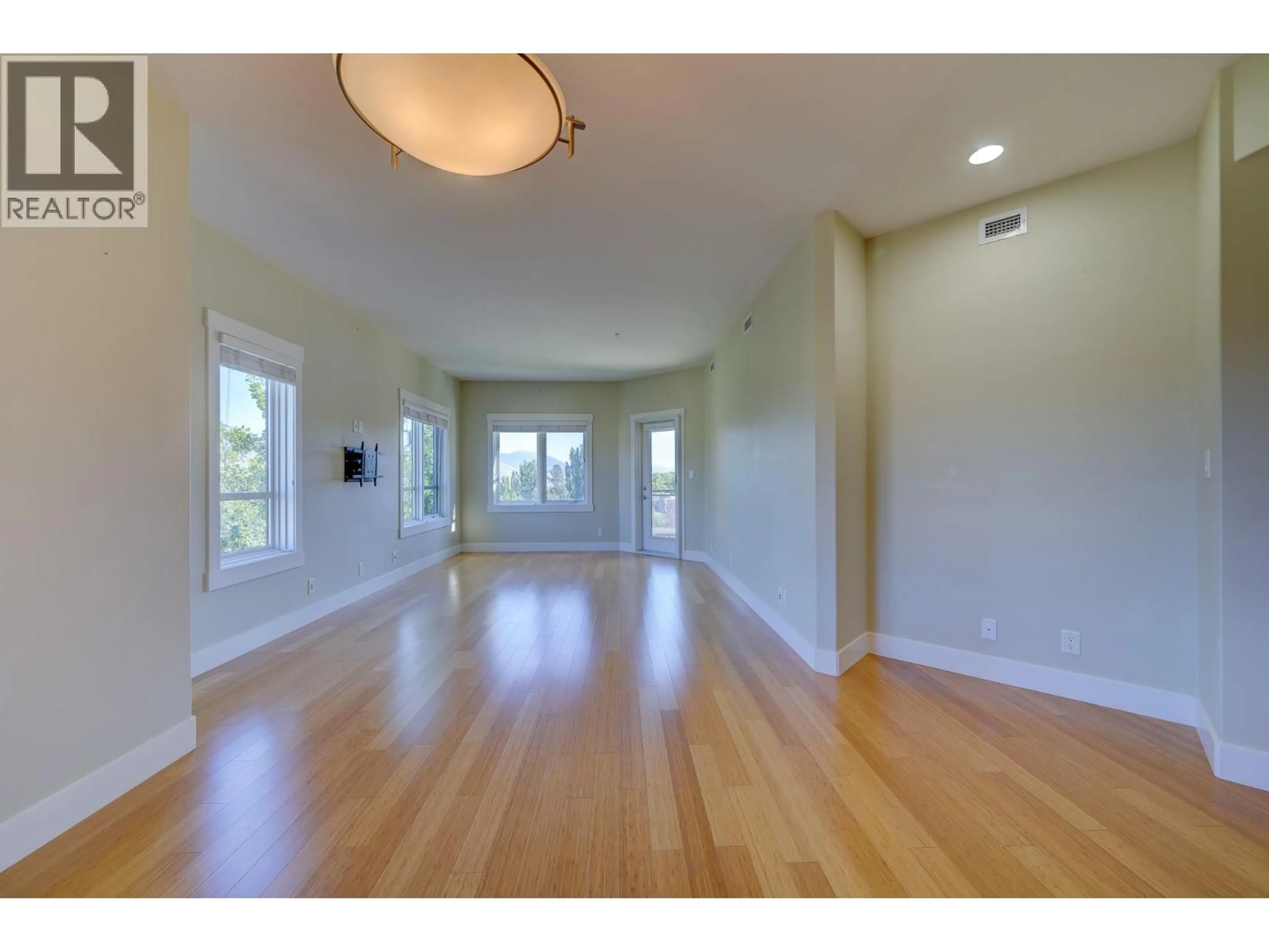 Unknown for 1201-1405 SPRINGHILL DRIVE, Kamloops British Columbia V2C0B4
