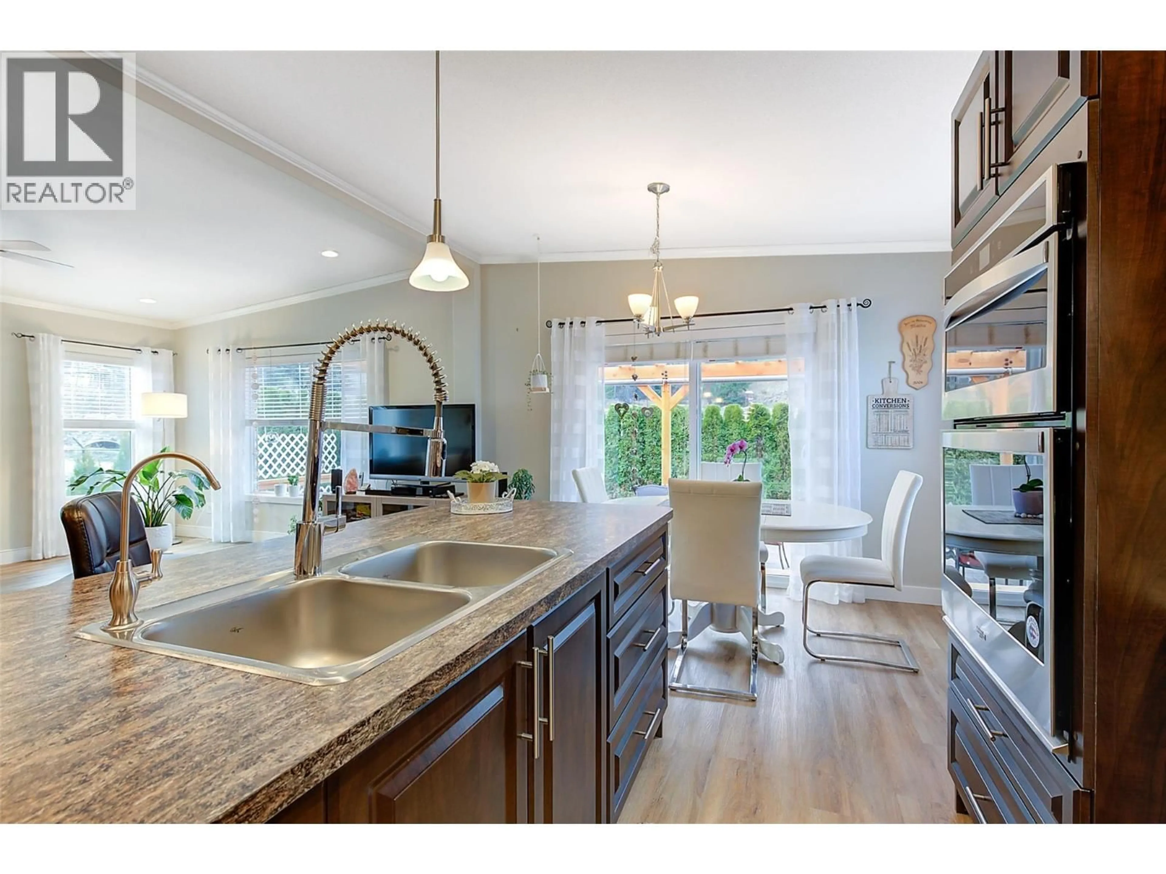 Open concept kitchen, unknown for 47 - 1835 NANCEE WAY COURT, West Kelowna British Columbia V1Z4C1