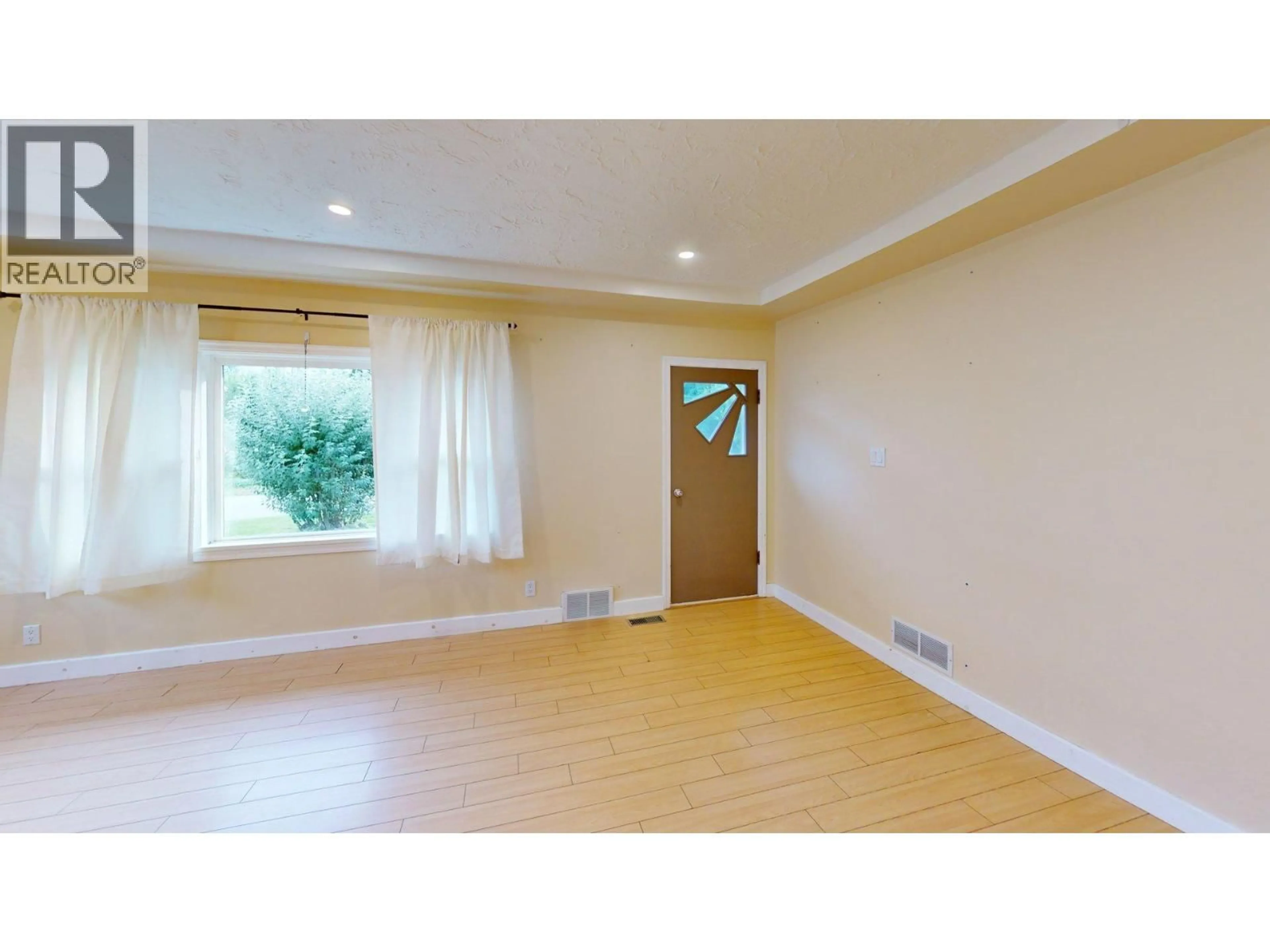 A pic of a room for 1301 6TH STREET, Genelle British Columbia V0G1G0