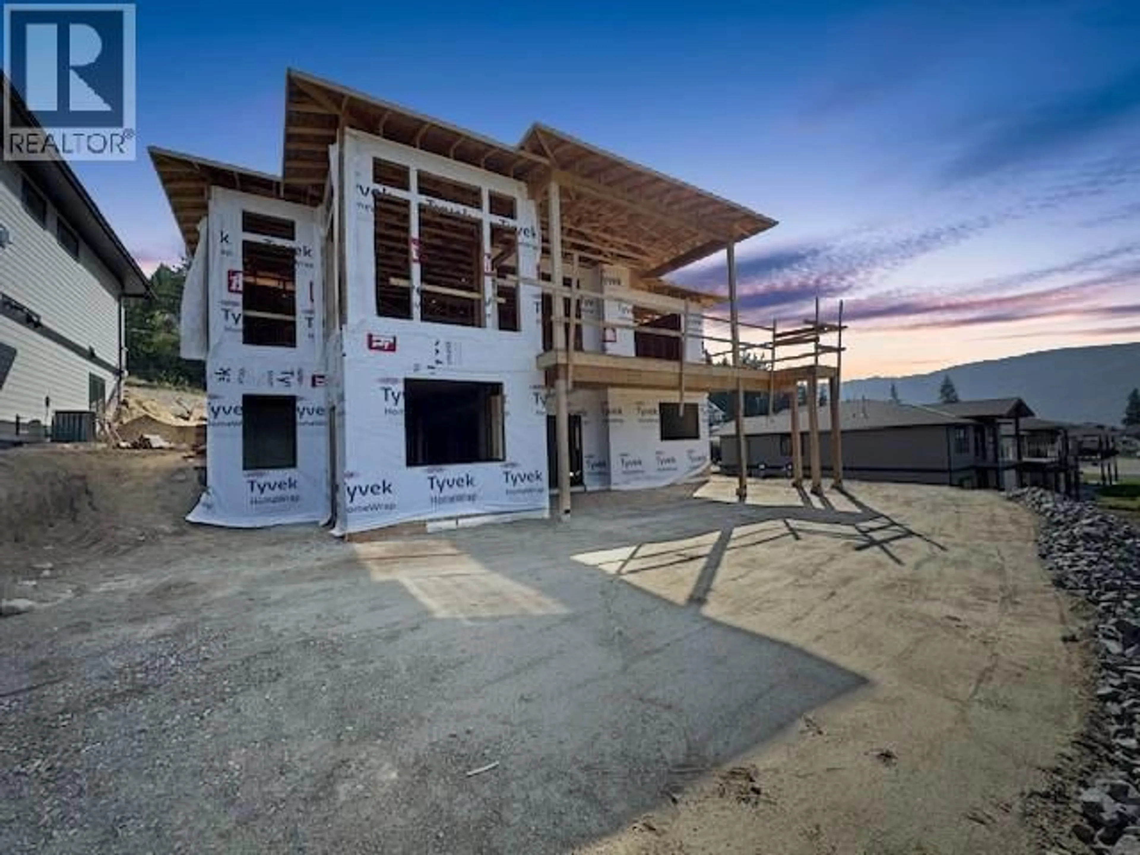 Unknown for 891 25 AVENUE SOUTHWEST, Salmon Arm British Columbia V1E1T9