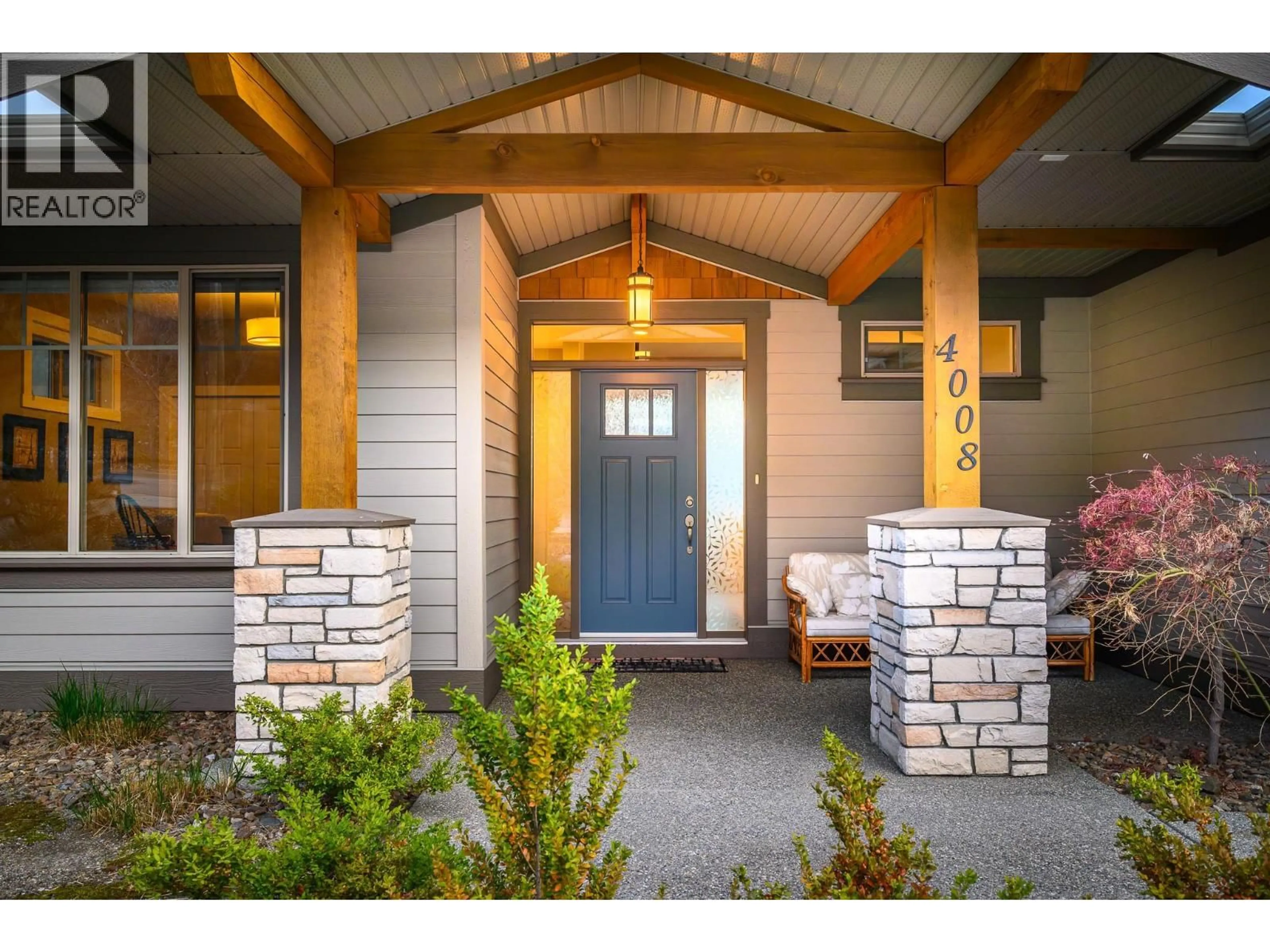 Indoor entryway for 4008 TERRAPIN PLACE, Vernon British Columbia V1T9W4