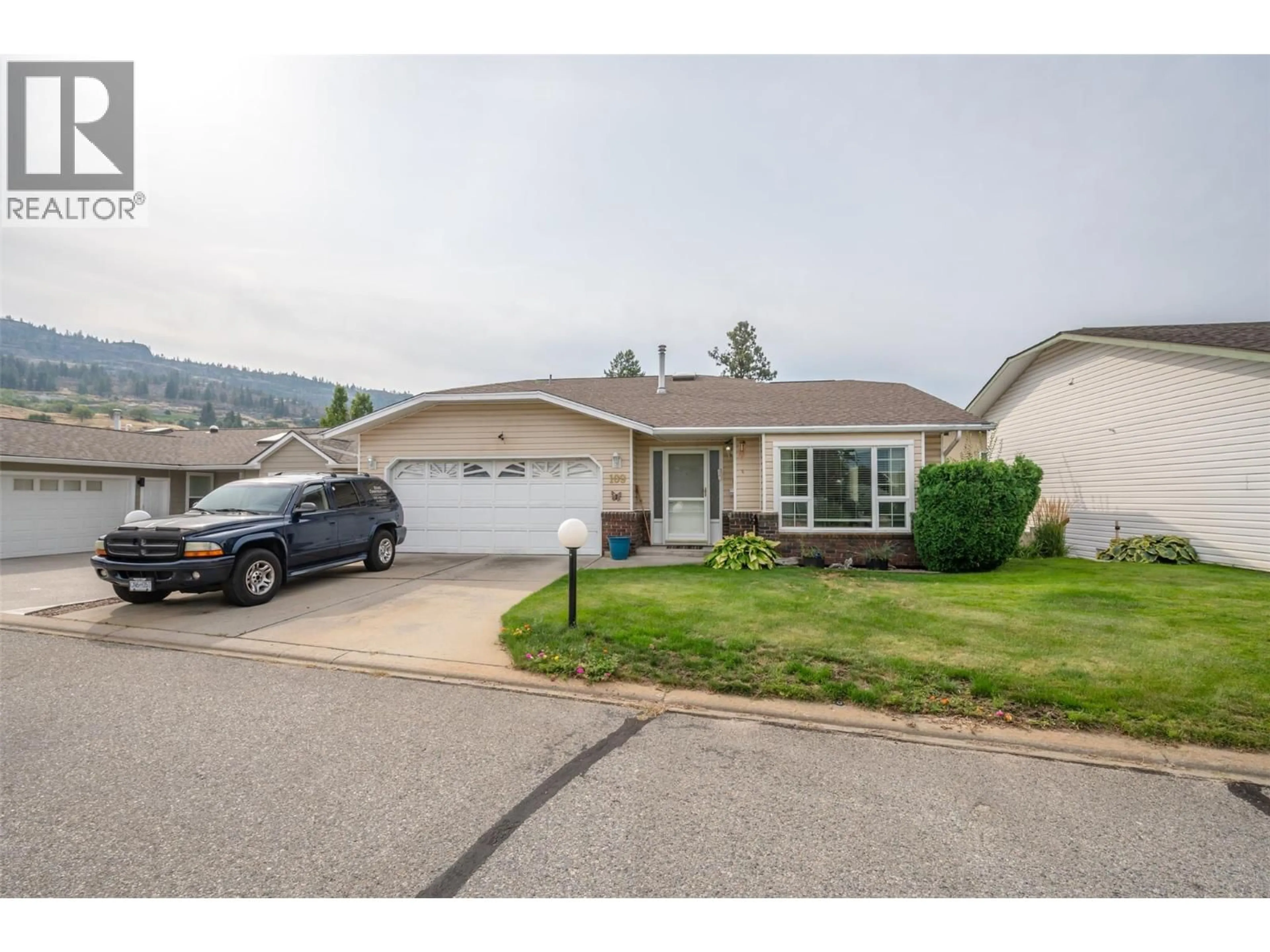 Home with vinyl exterior material, mountain view for 109 - 3400 WILSON STREET, Penticton British Columbia V2A8E3