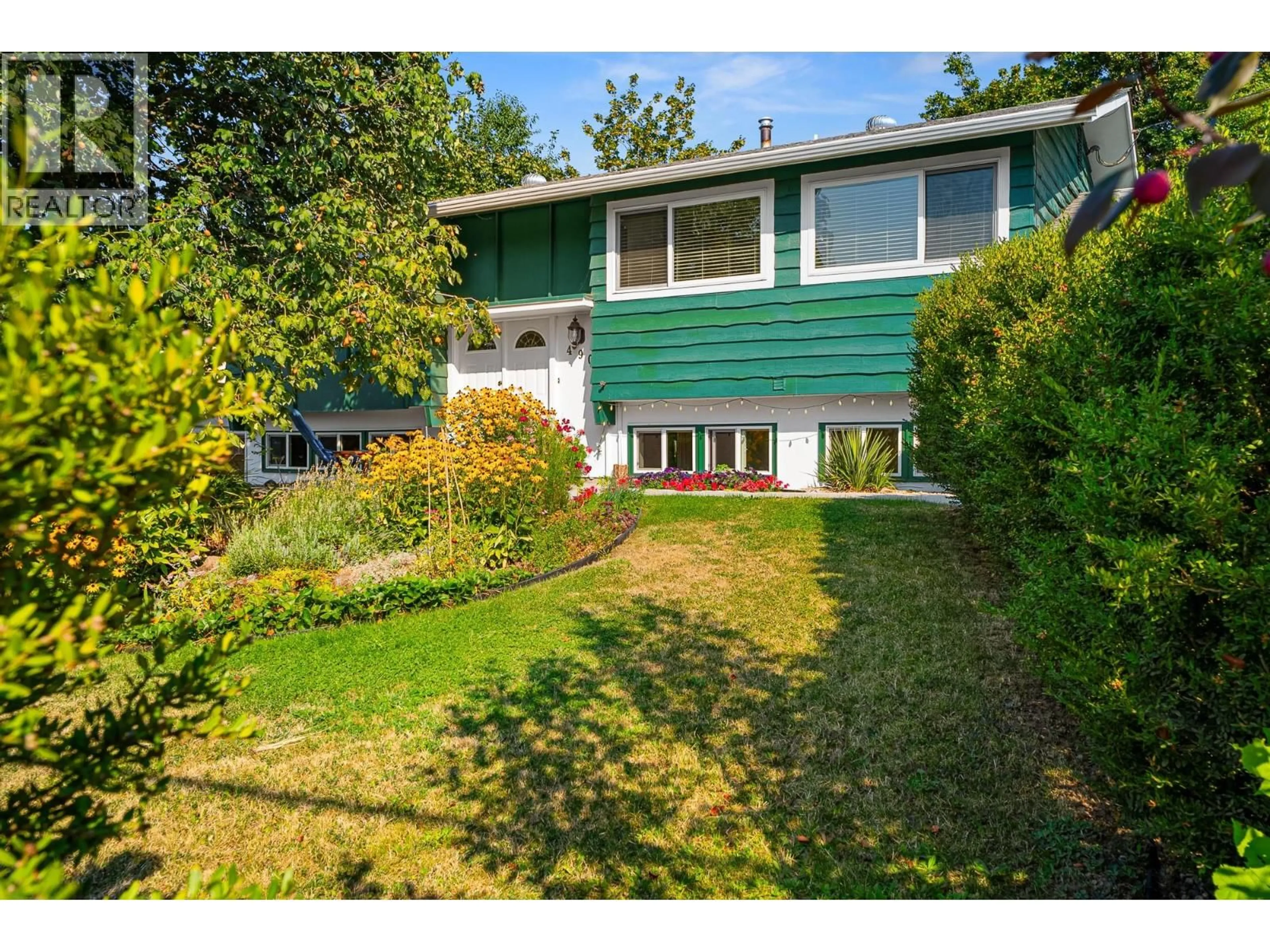Unknown for 490 6 STREET SOUTHEAST, Salmon Arm British Columbia V1E4E9