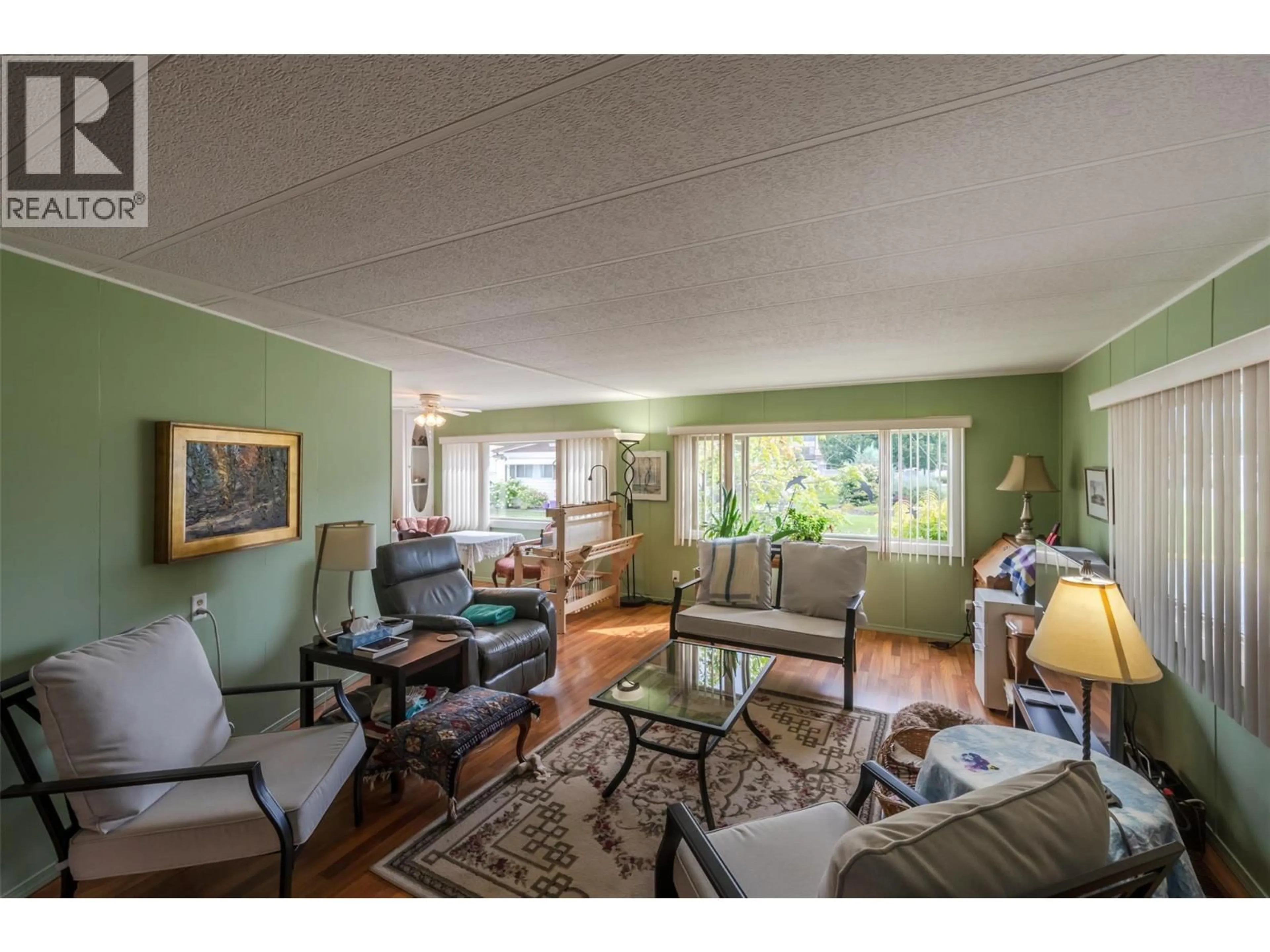 Living room with furniture, unknown for 65 - 999 BURNABY AVENUE, Penticton British Columbia V2A1G7
