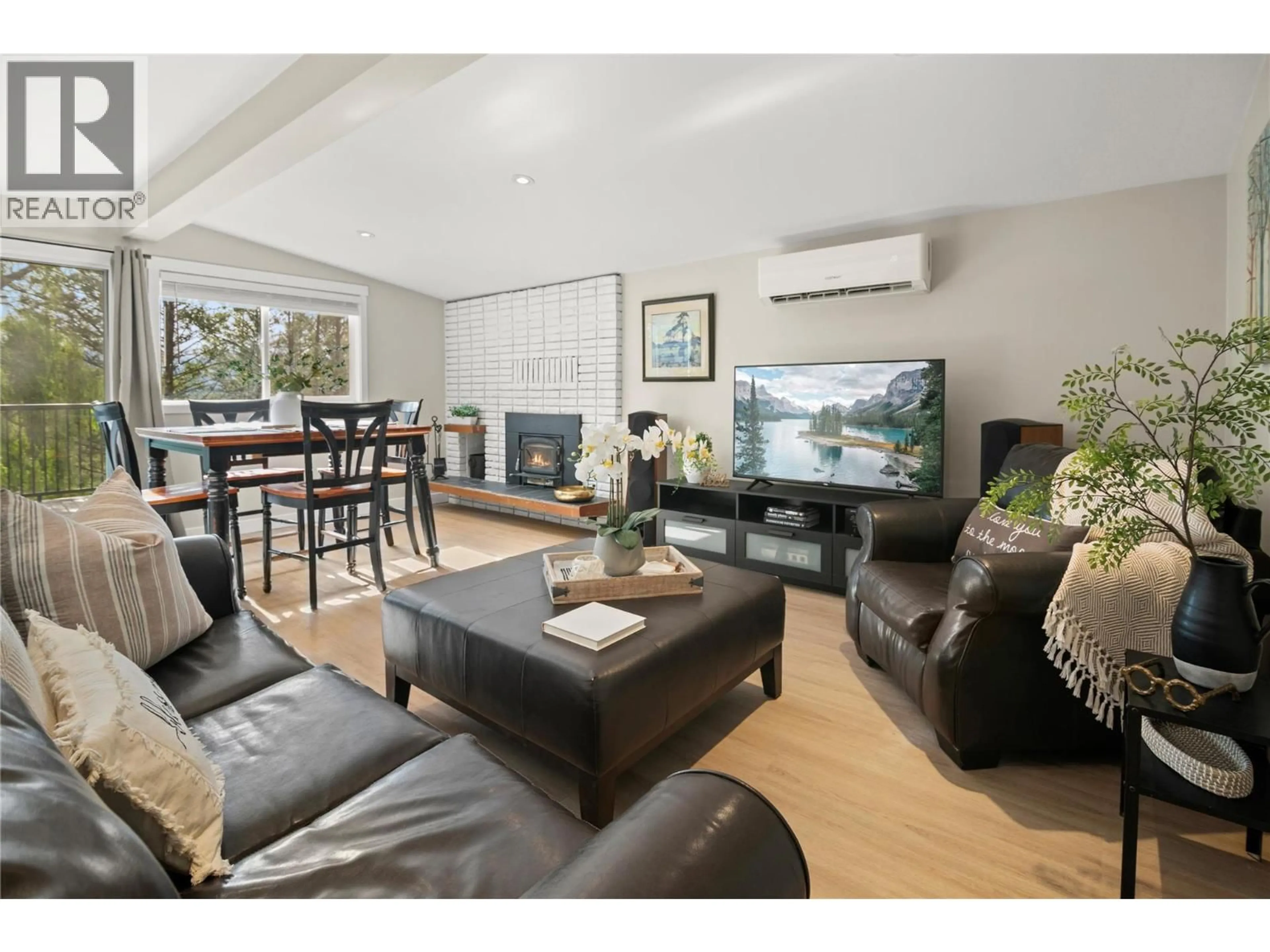 Living room with furniture, wood/laminate floor for 1737 13TH AVENUE, Invermere British Columbia V0A1K4