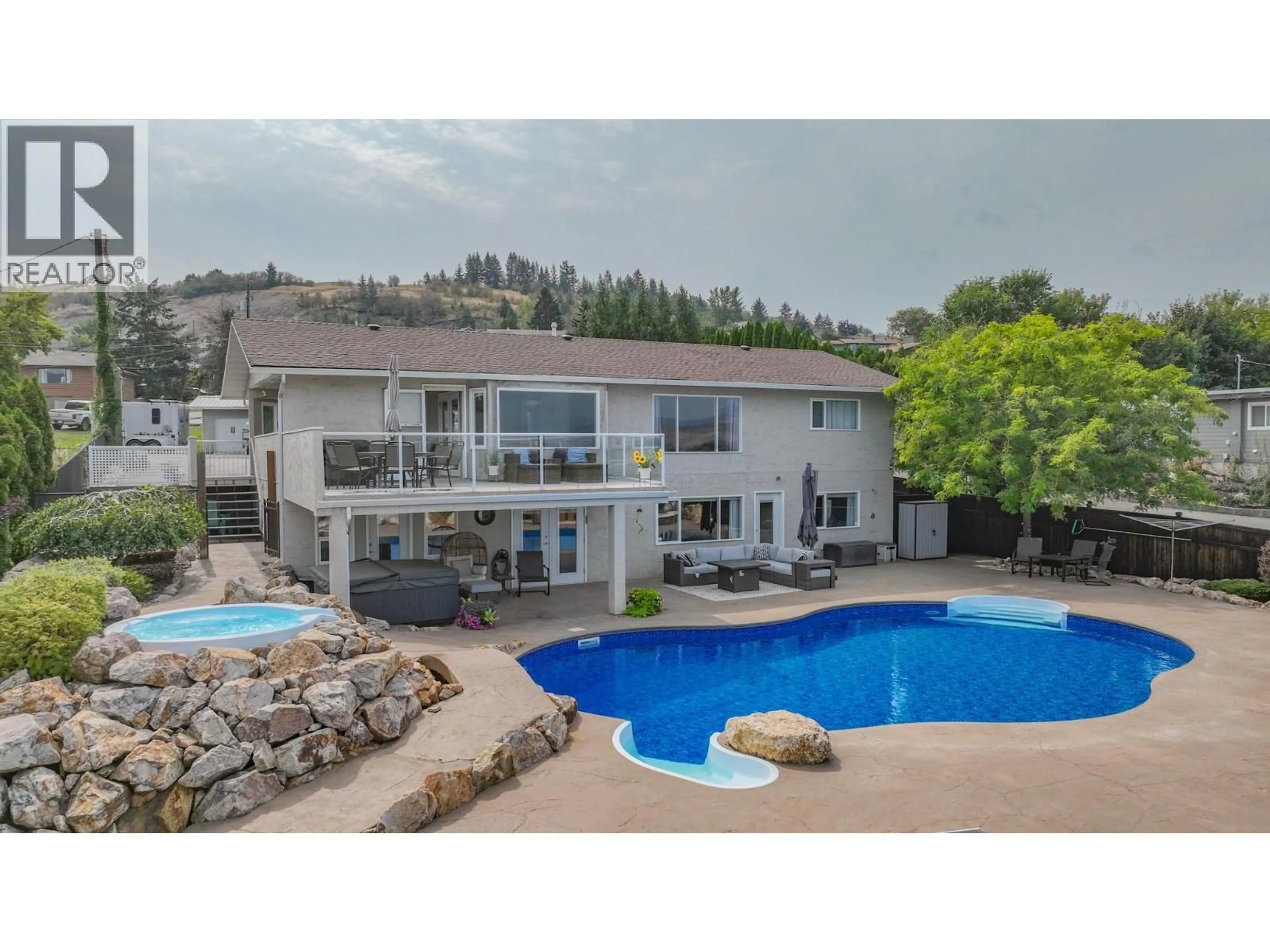 A pic from outside/outdoor area/front of a property/back of a property/a pic from drone, water/lake/river/ocean view for 161 CRANBERRY LANE, Vernon British Columbia V1B2H4