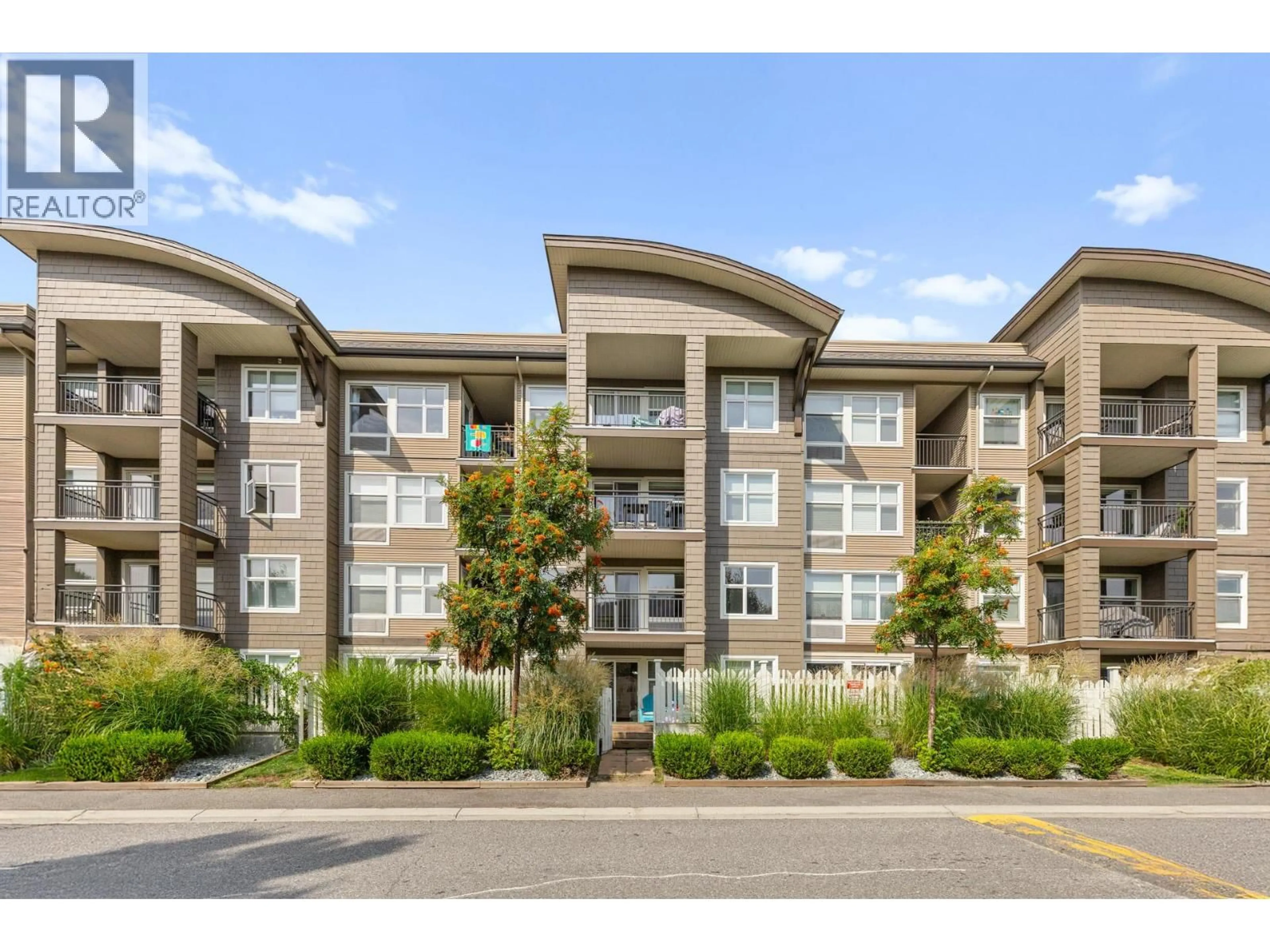Unknown for 108 - 533 YATES ROAD, Kelowna British Columbia V1V2T7