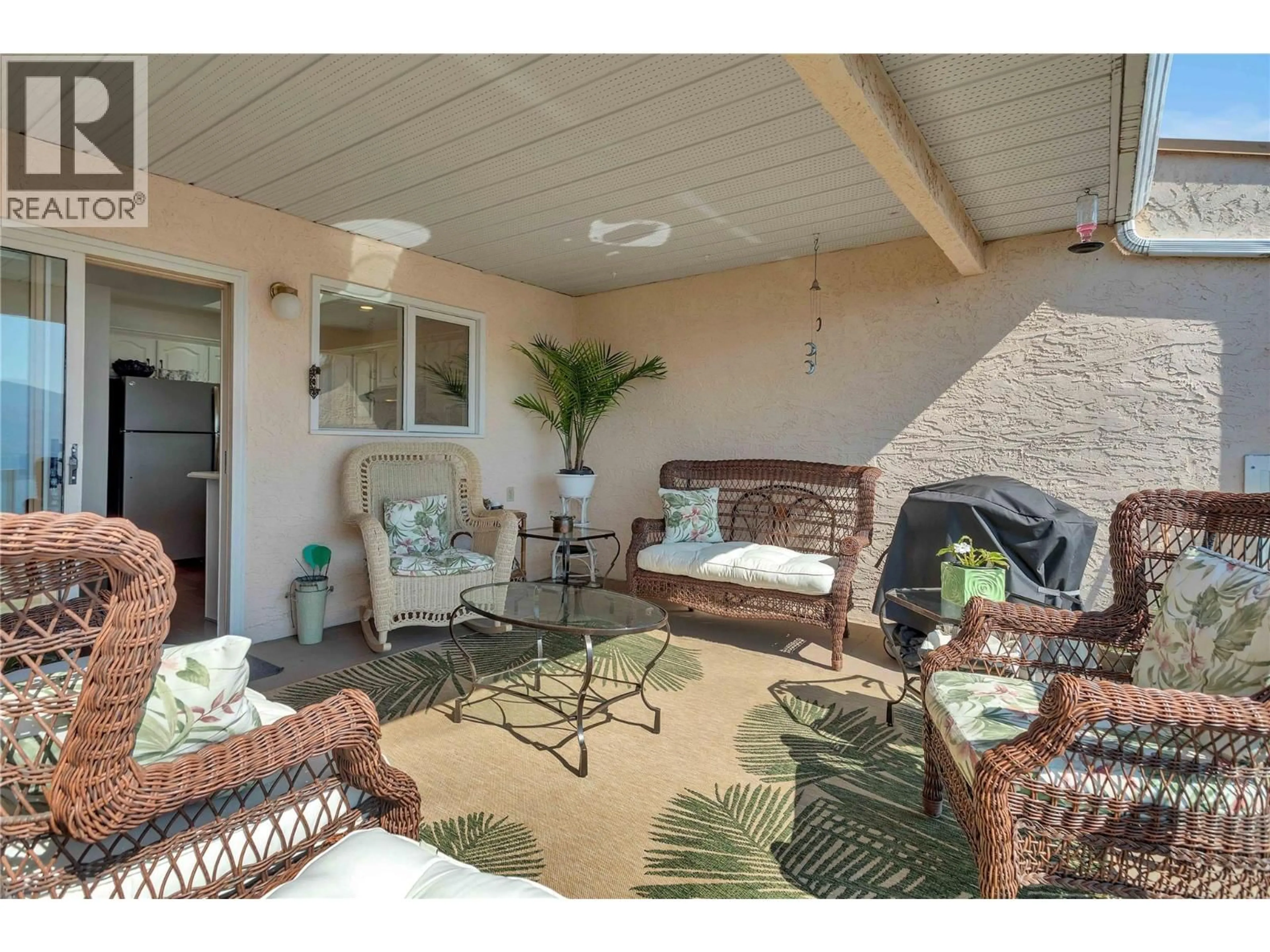 Patio, street for 203 - 4450 PONDEROSA DRIVE, Peachland British Columbia V0H1X5