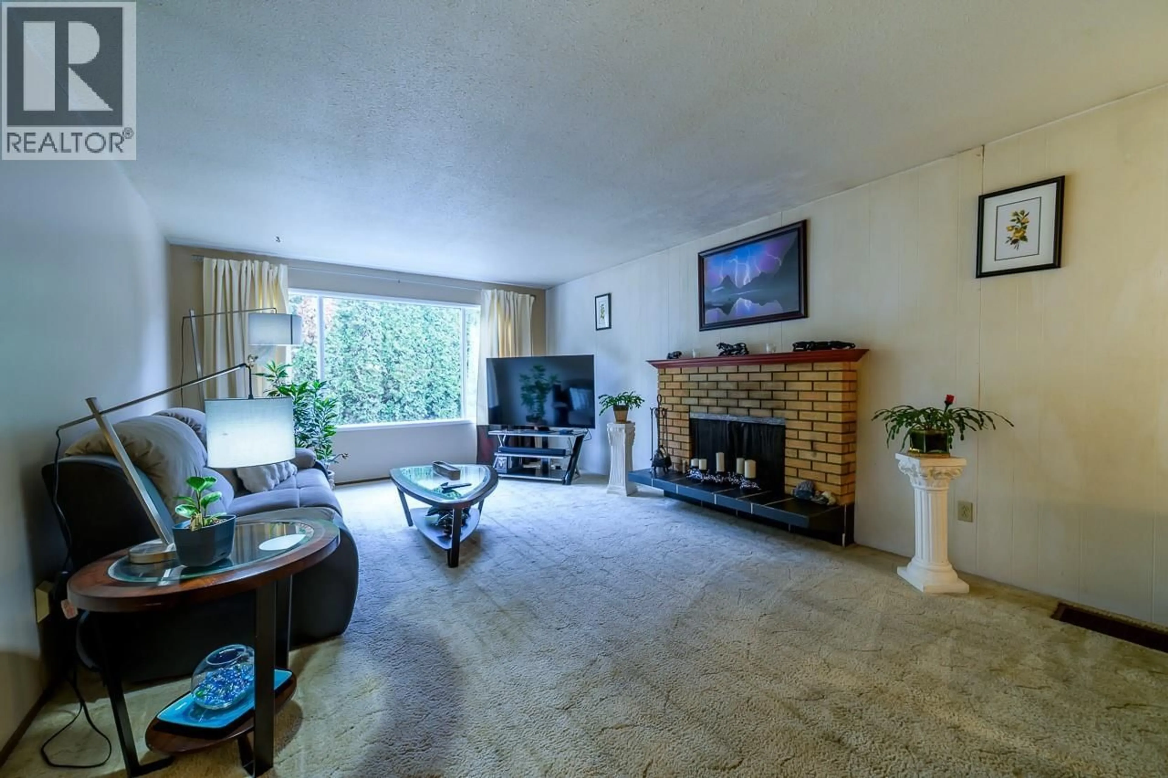 Living room with furniture, unknown for 1835 WESTSYDE ROAD, Kamloops British Columbia V2B7B9