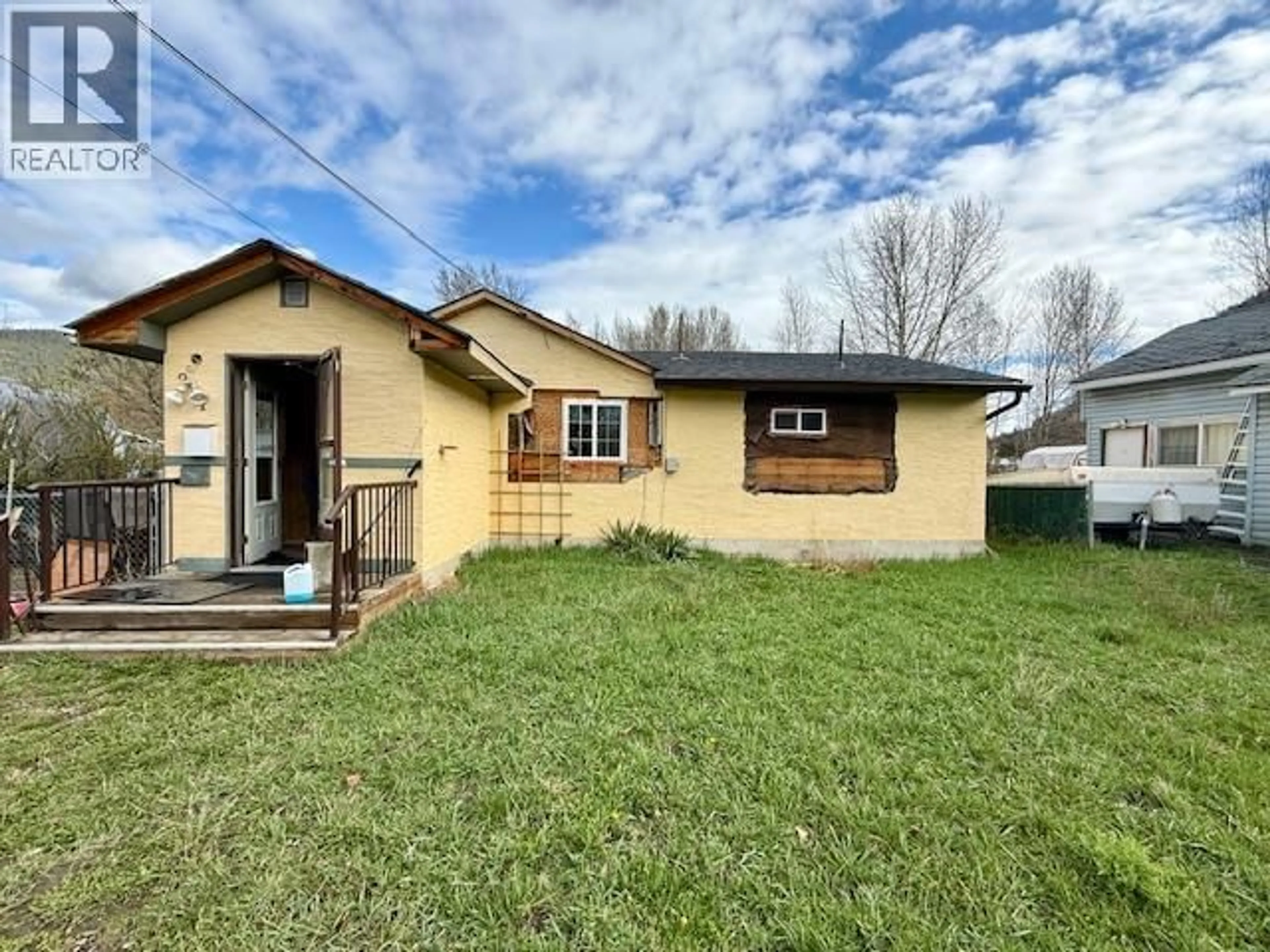 A pic from outside/outdoor area/front of a property/back of a property/a pic from drone, street for 217 BELL STREET, Chase British Columbia V0E1M0