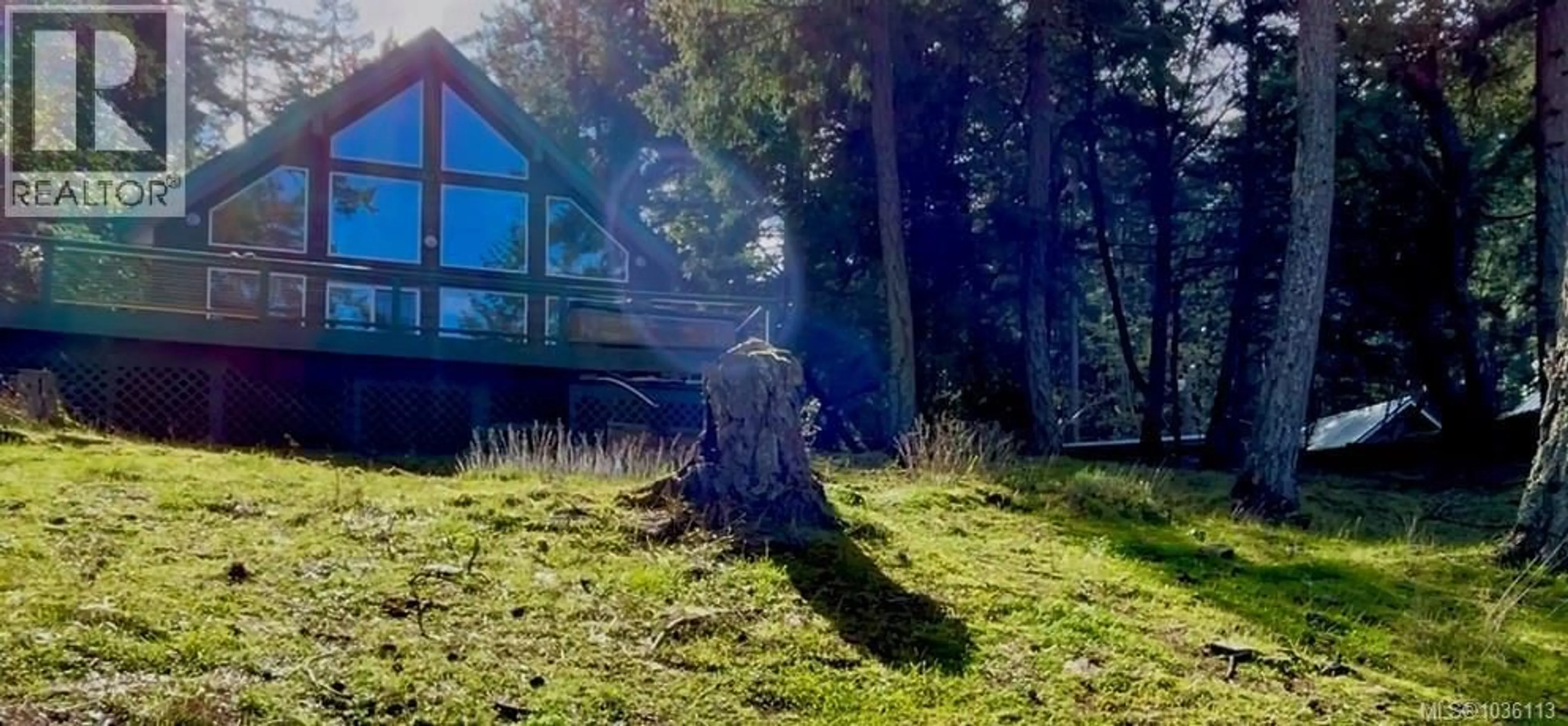 A pic from outside/outdoor area/front of a property/back of a property/a pic from drone, forest/trees view for 1022 SEA FERN LANE, Mudge Island British Columbia V0V0V0