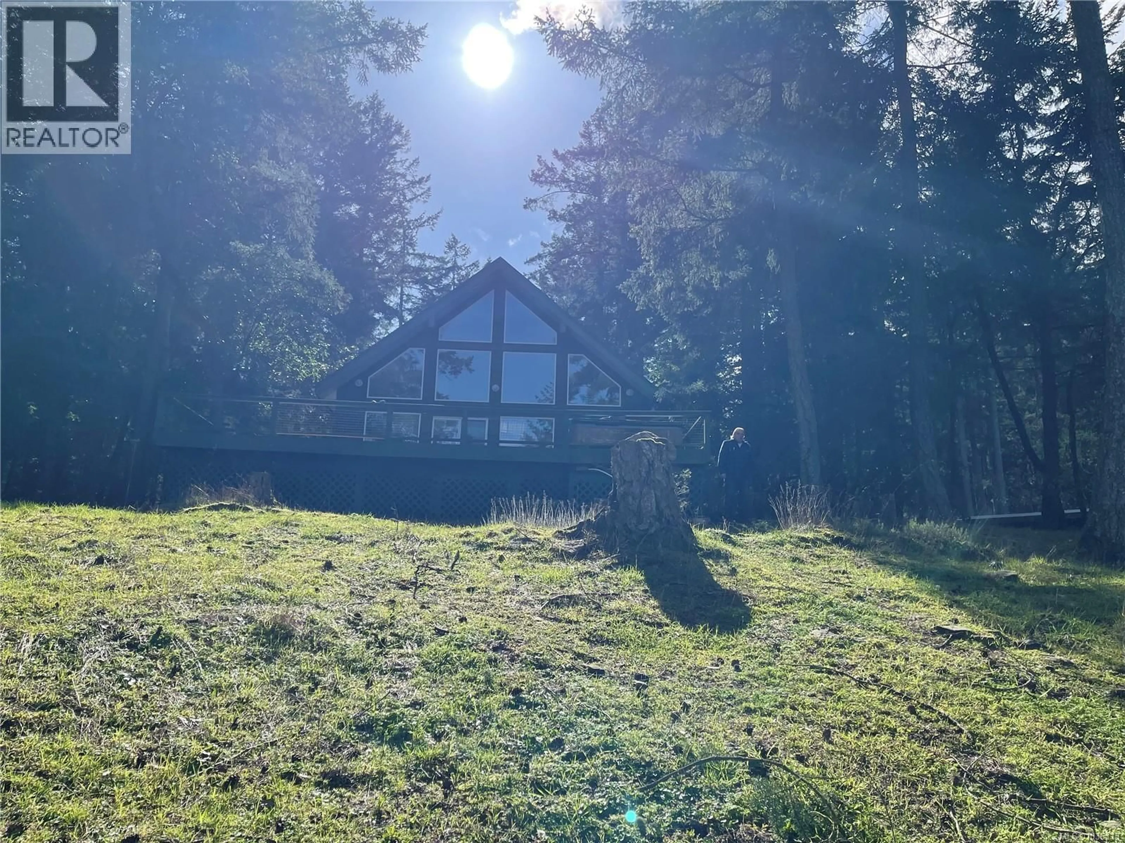 A pic from outside/outdoor area/front of a property/back of a property/a pic from drone, forest/trees view for 1022 SEA FERN LANE, Mudge Island British Columbia V0V0V0