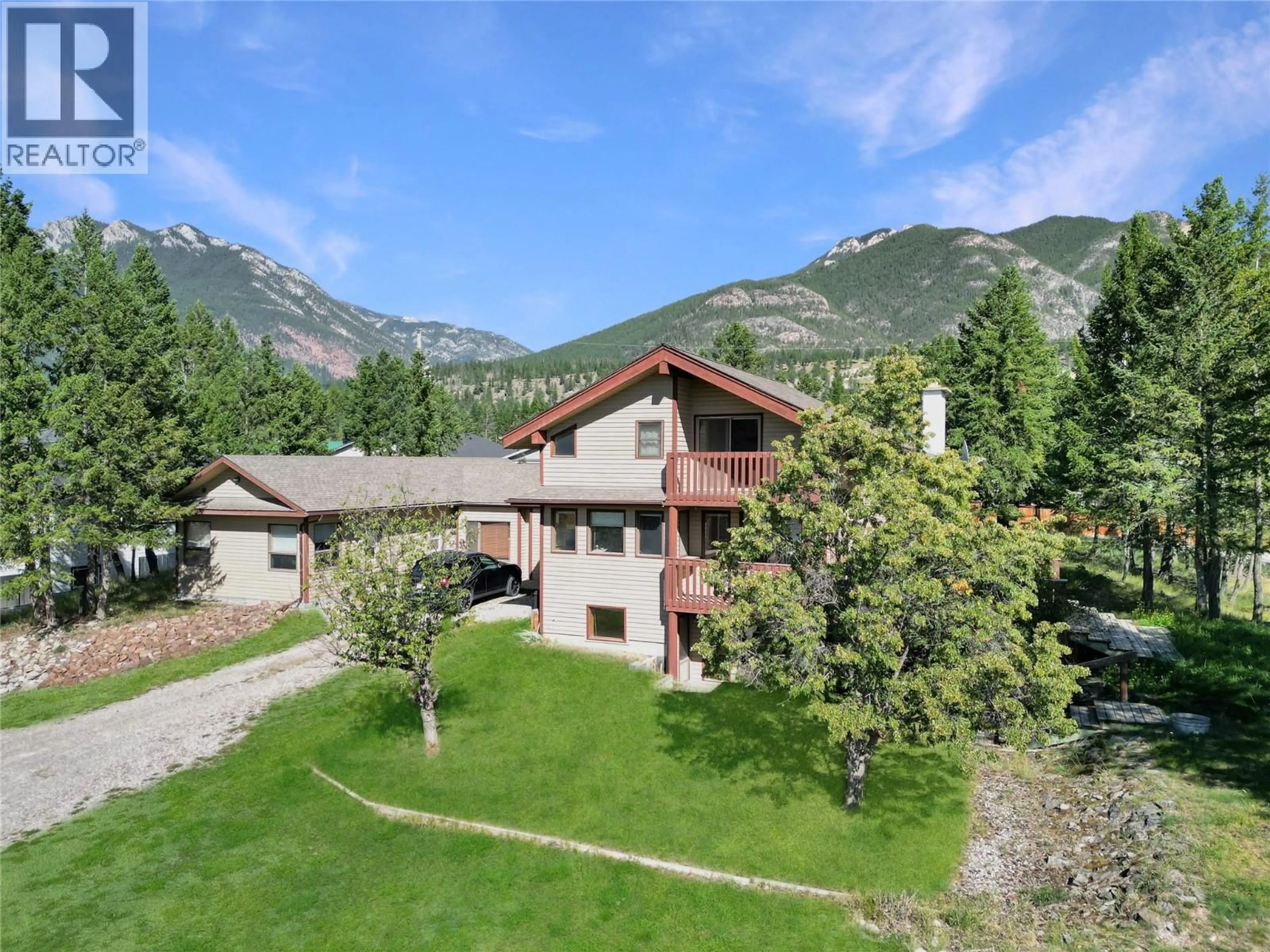 A pic from outside/outdoor area/front of a property/back of a property/a pic from drone, mountain view for 7560 JACKSON AVENUE, Radium Hot Springs British Columbia V0A1M0