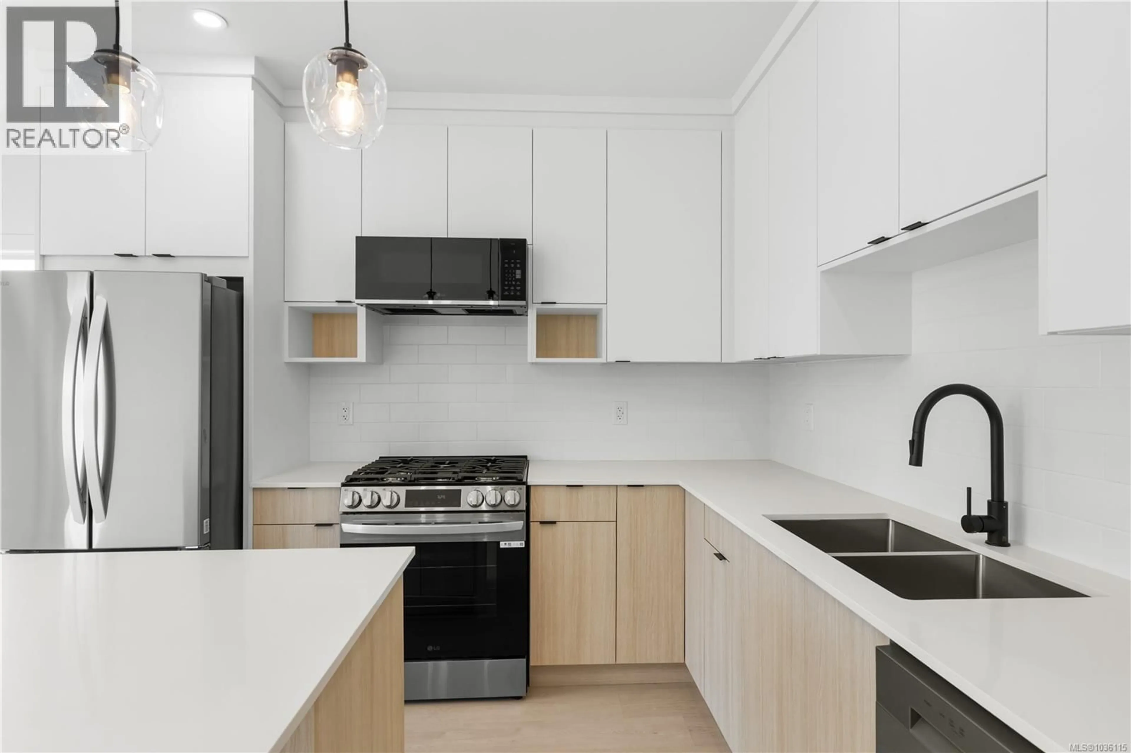 Standard kitchen, unknown for 317 - 2629 MILLSTREAM ROAD, Langford British Columbia V9B3R8