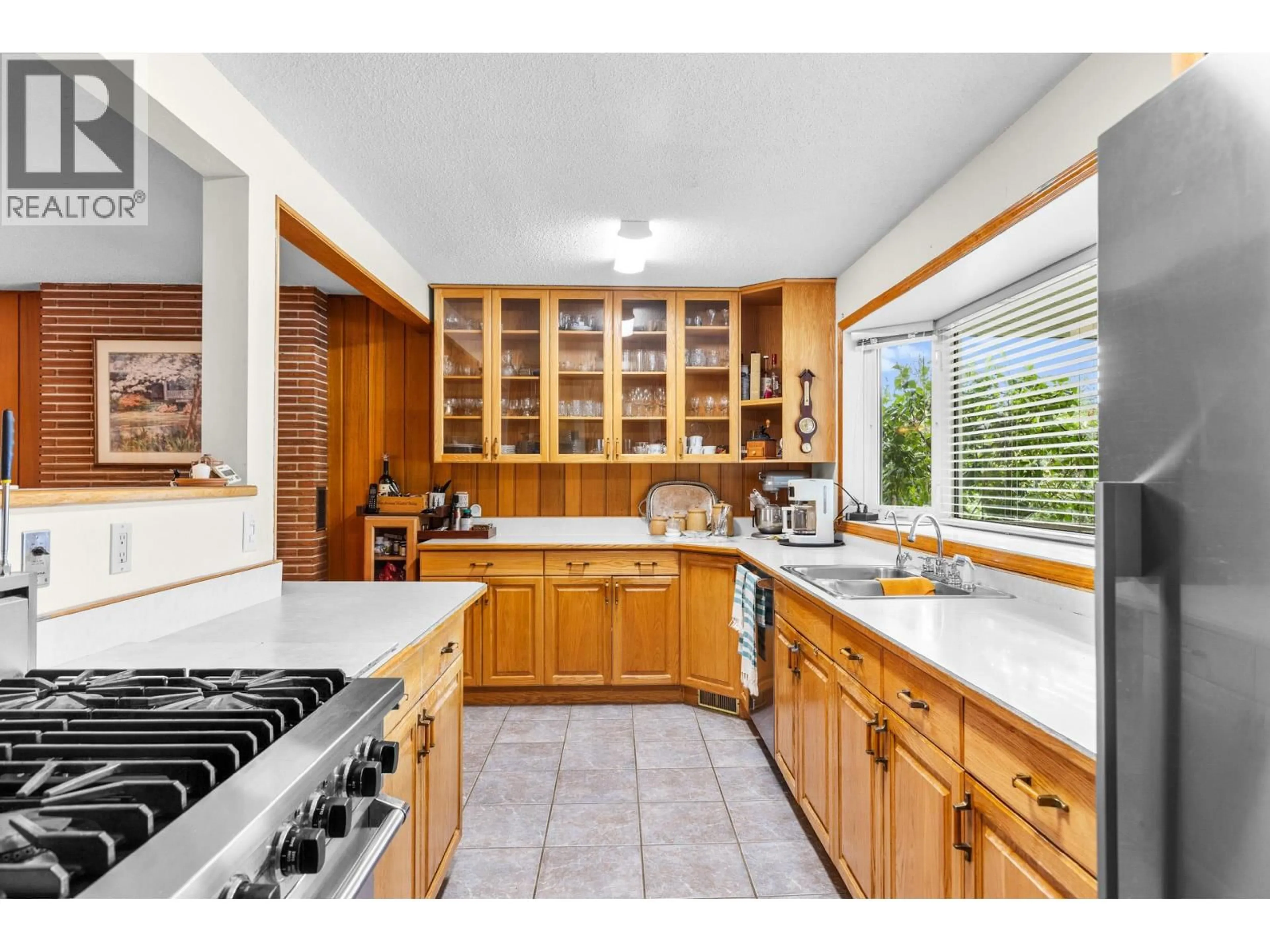 Unknown for 983 GLENGARRY STREET, Kelowna British Columbia V1Y4C7