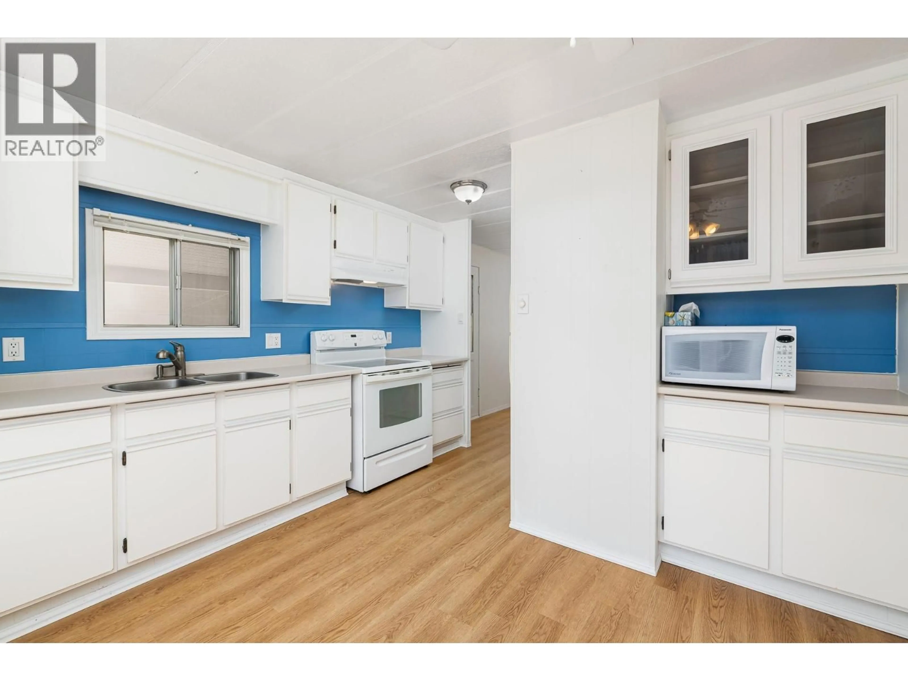 Standard kitchen, unknown for 2 - 1421 ERICKSON ROAD, Creston British Columbia V0B1G1