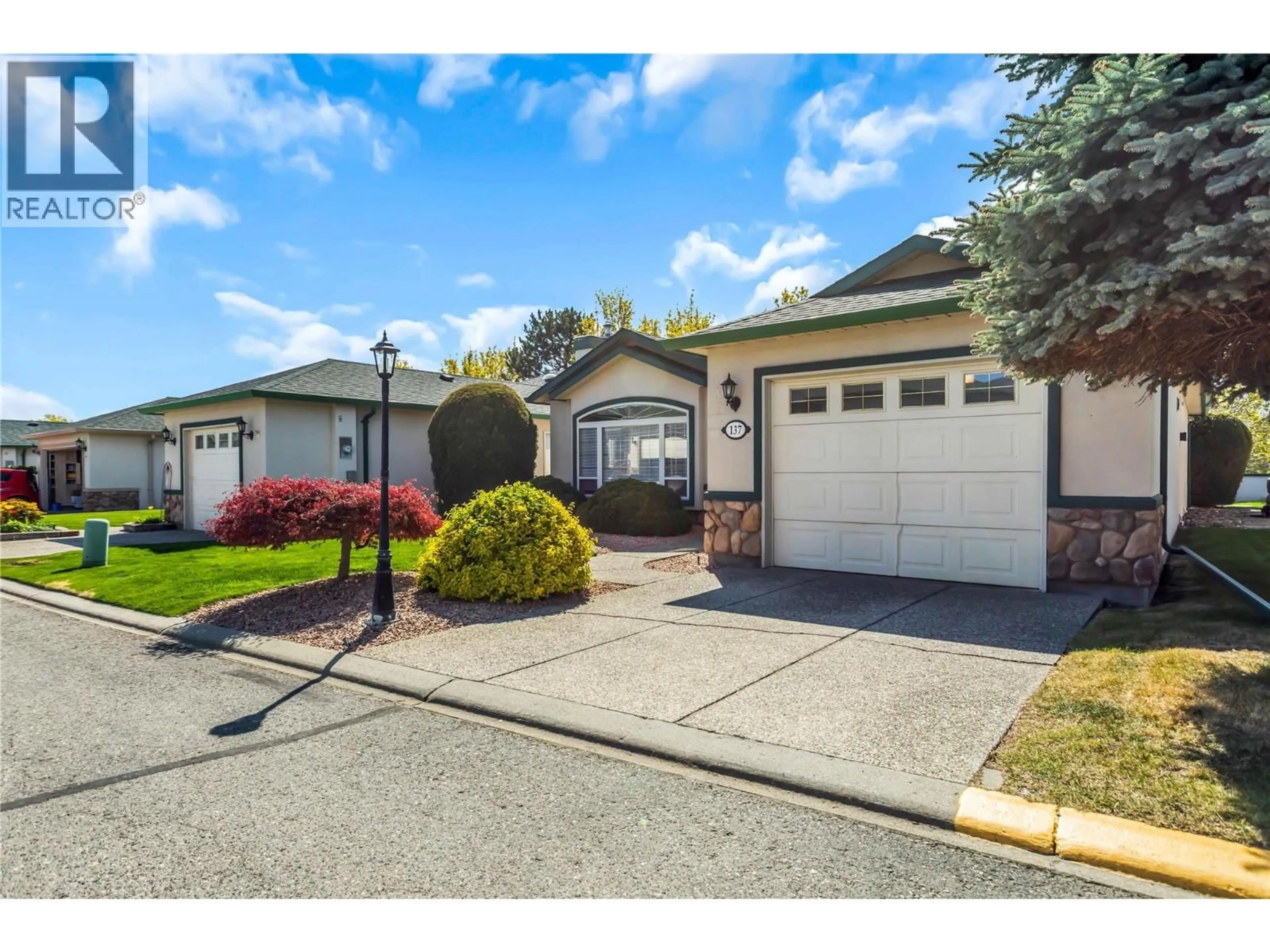 Home with vinyl exterior material, street for 137 - 2330 BUTT ROAD, Westbank British Columbia V4T2L3