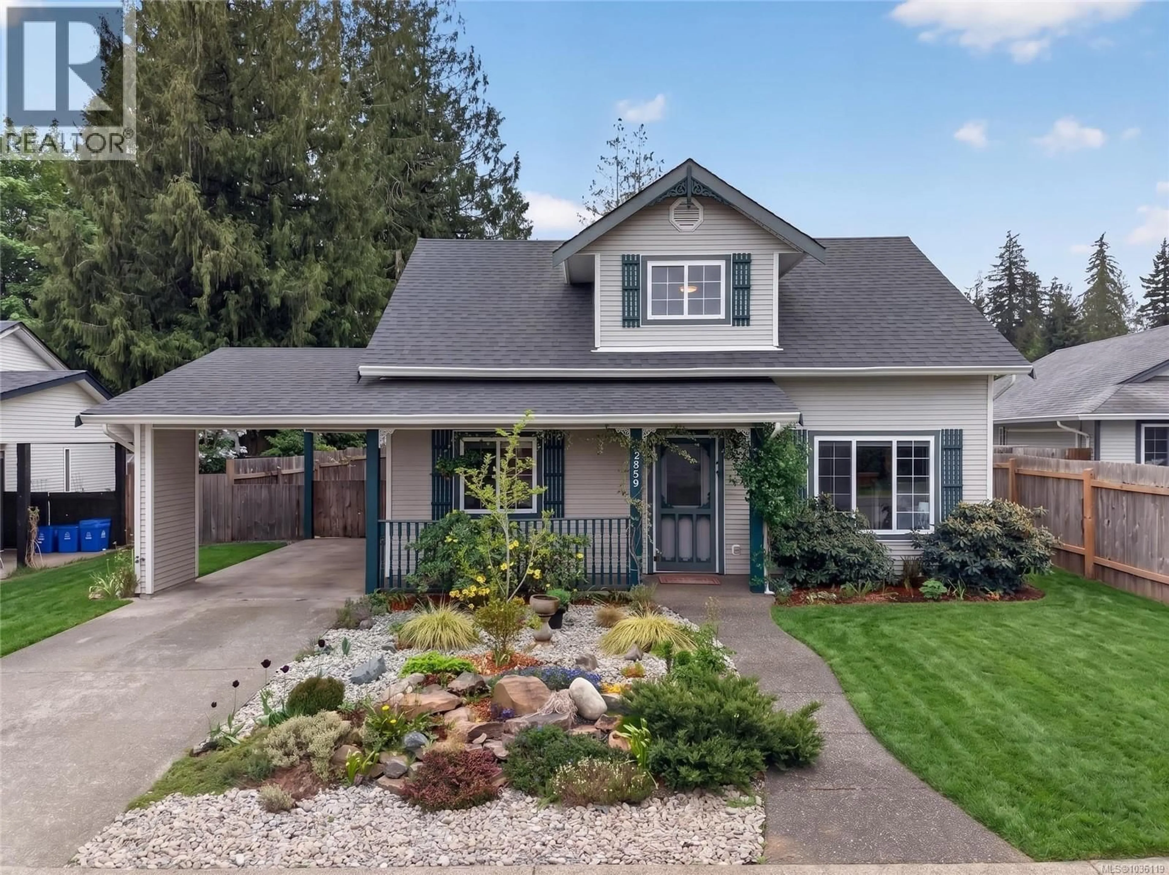Home with vinyl exterior material, street for 2859 PENRITH AVENUE, Cumberland British Columbia V0R1S0