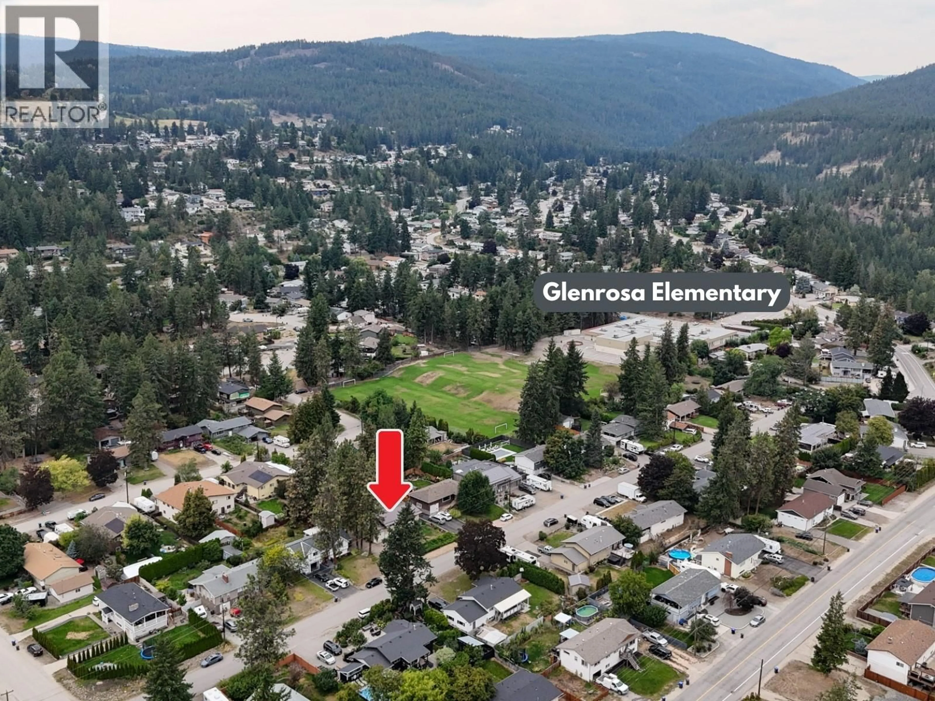 A pic from outside/outdoor area/front of a property/back of a property/a pic from drone, mountain view for 3476 MALCOLM ROAD, West Kelowna British Columbia V4T1H4