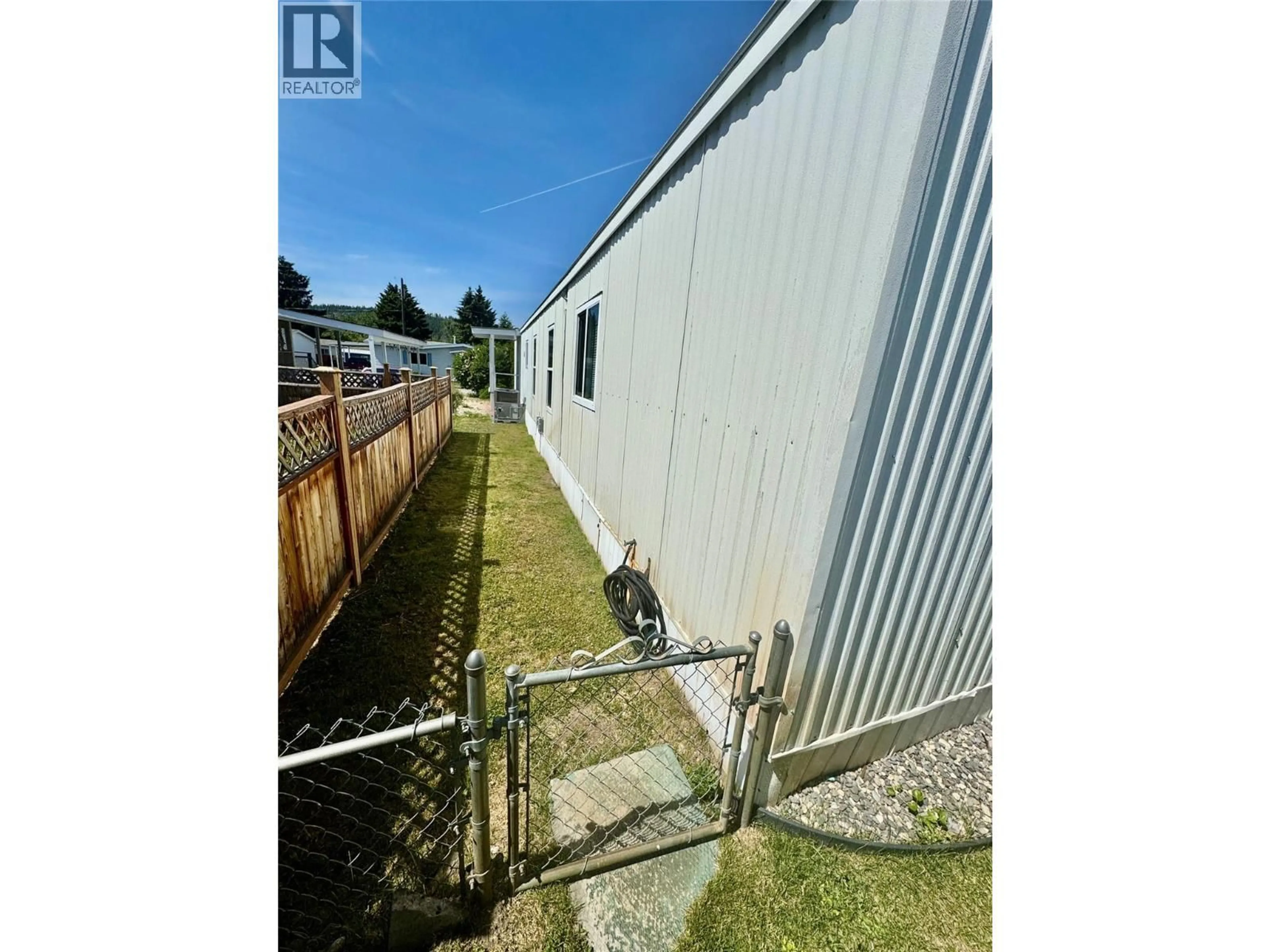 Shed for 135 - 720 COMMONWEALTH ROAD, Kelowna British Columbia V4V1R8