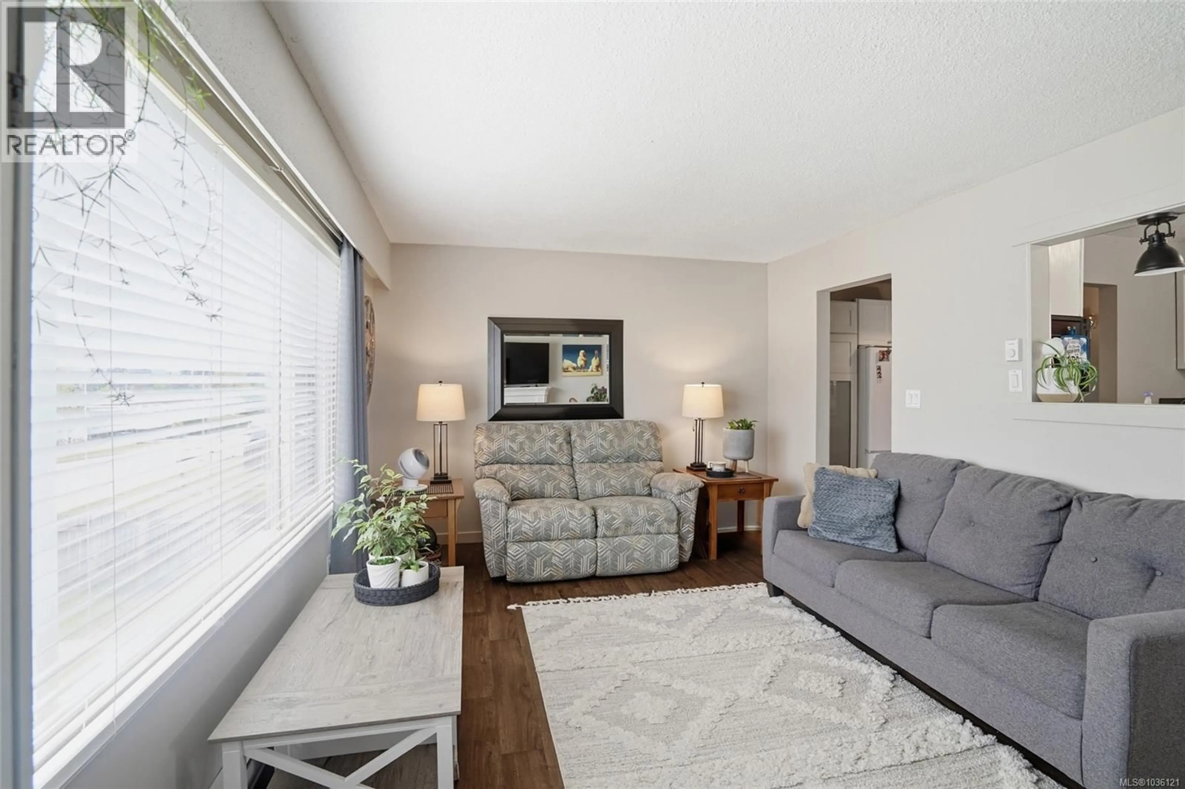 Living room with furniture, unknown for 3805 MORGAN CRESCENT NORTH, Port Alberni British Columbia V9Y6C1