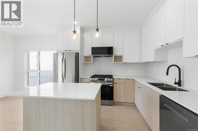 617 - 2629 MILLSTREAM ROAD, Langford 2
