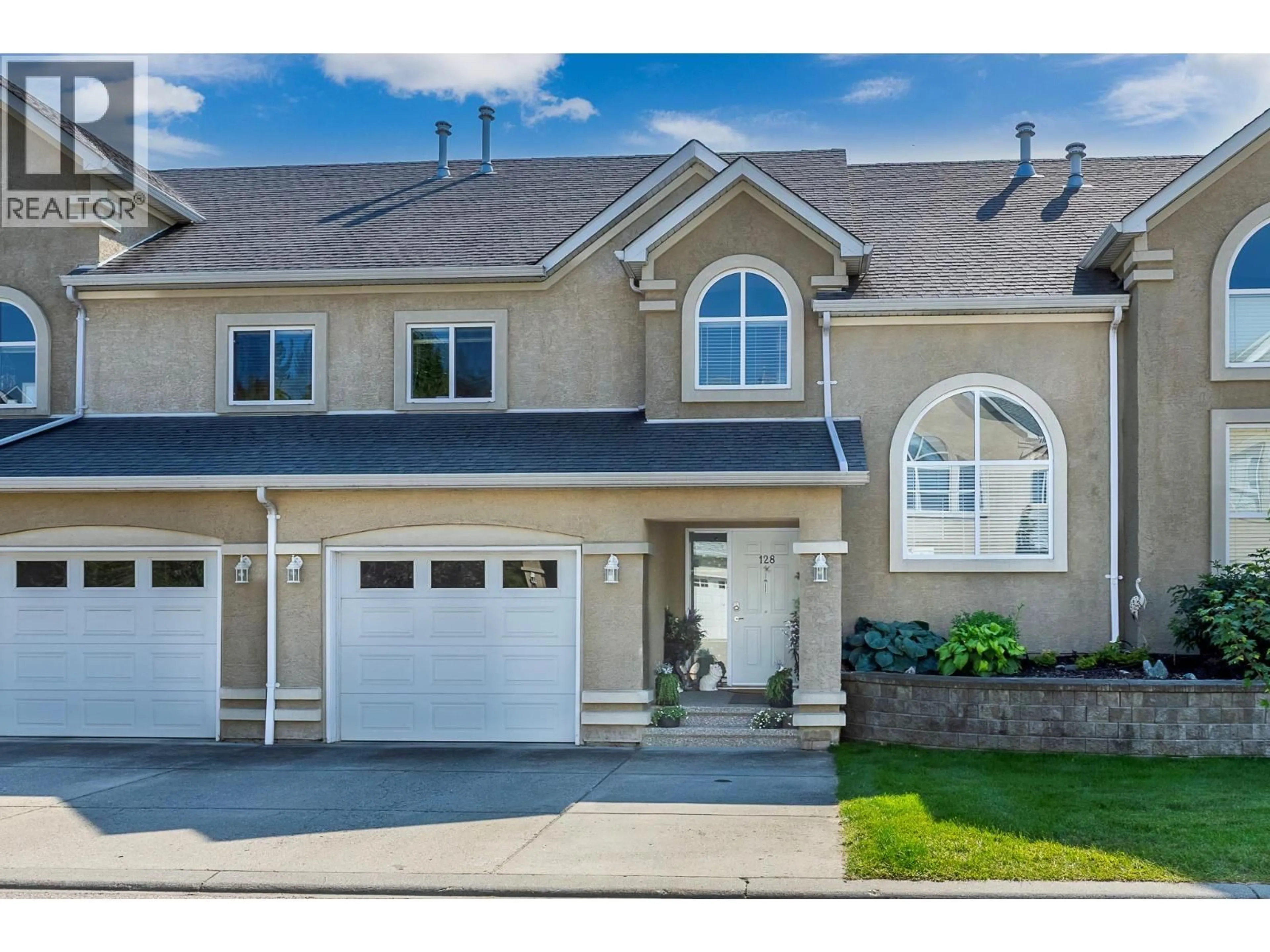 Home with vinyl exterior material, street for 128 - 5501 20 STREET, Vernon British Columbia V1T7T2