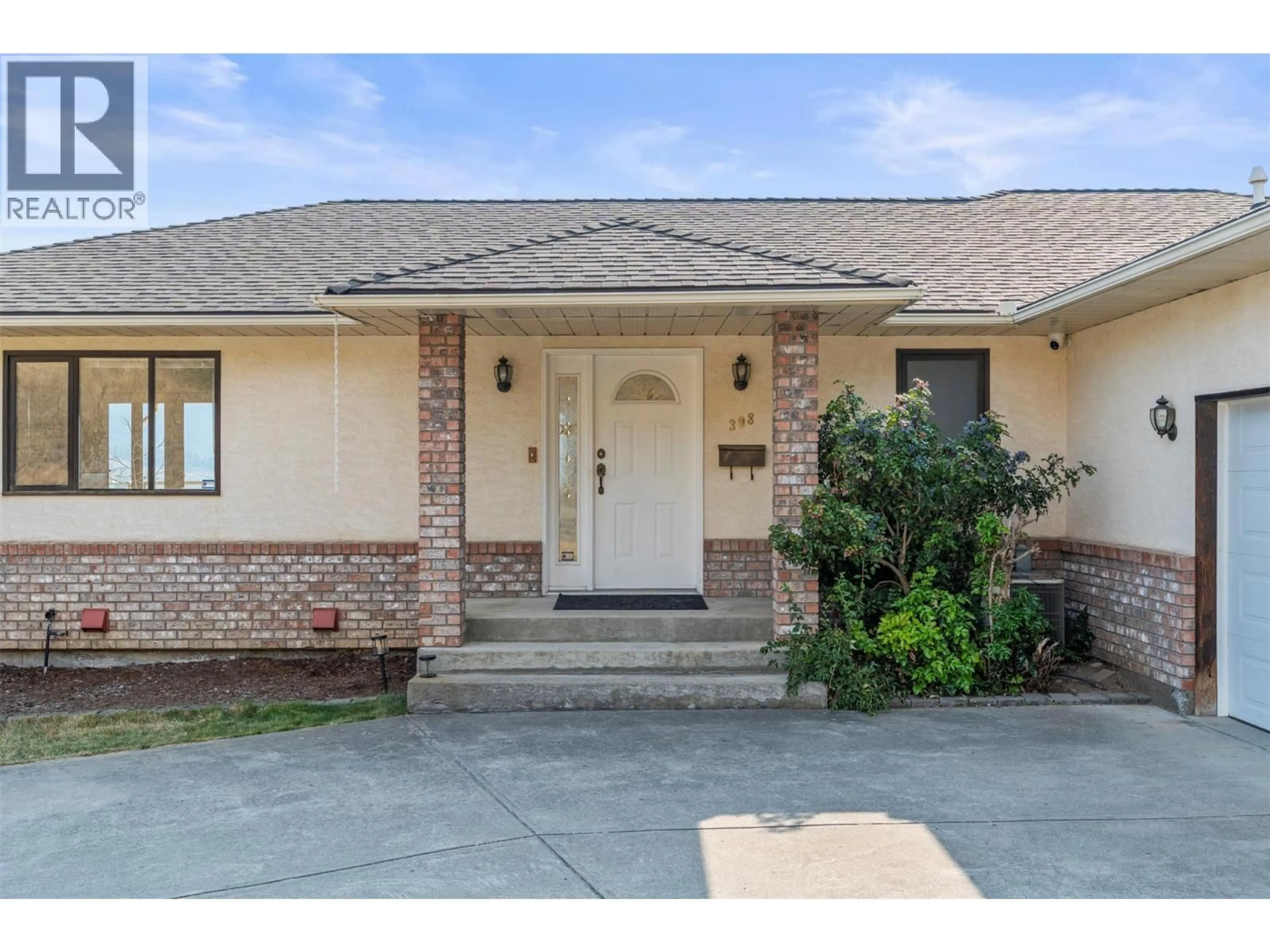 Unknown for 308 CYPRESS DRIVE, Coldstream British Columbia V1B2Y1