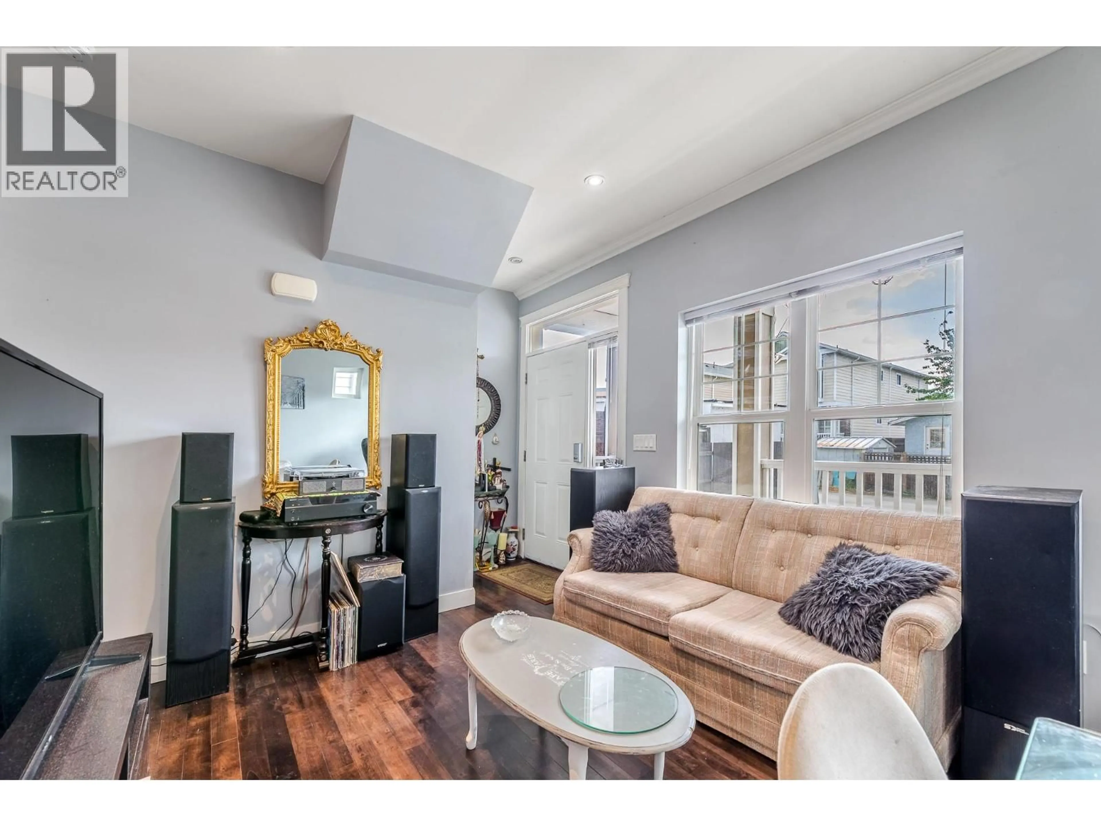 Living room with furniture, unknown for 102 - 454 WESTMINSTER AVENUE WEST, Penticton British Columbia V2A1K5