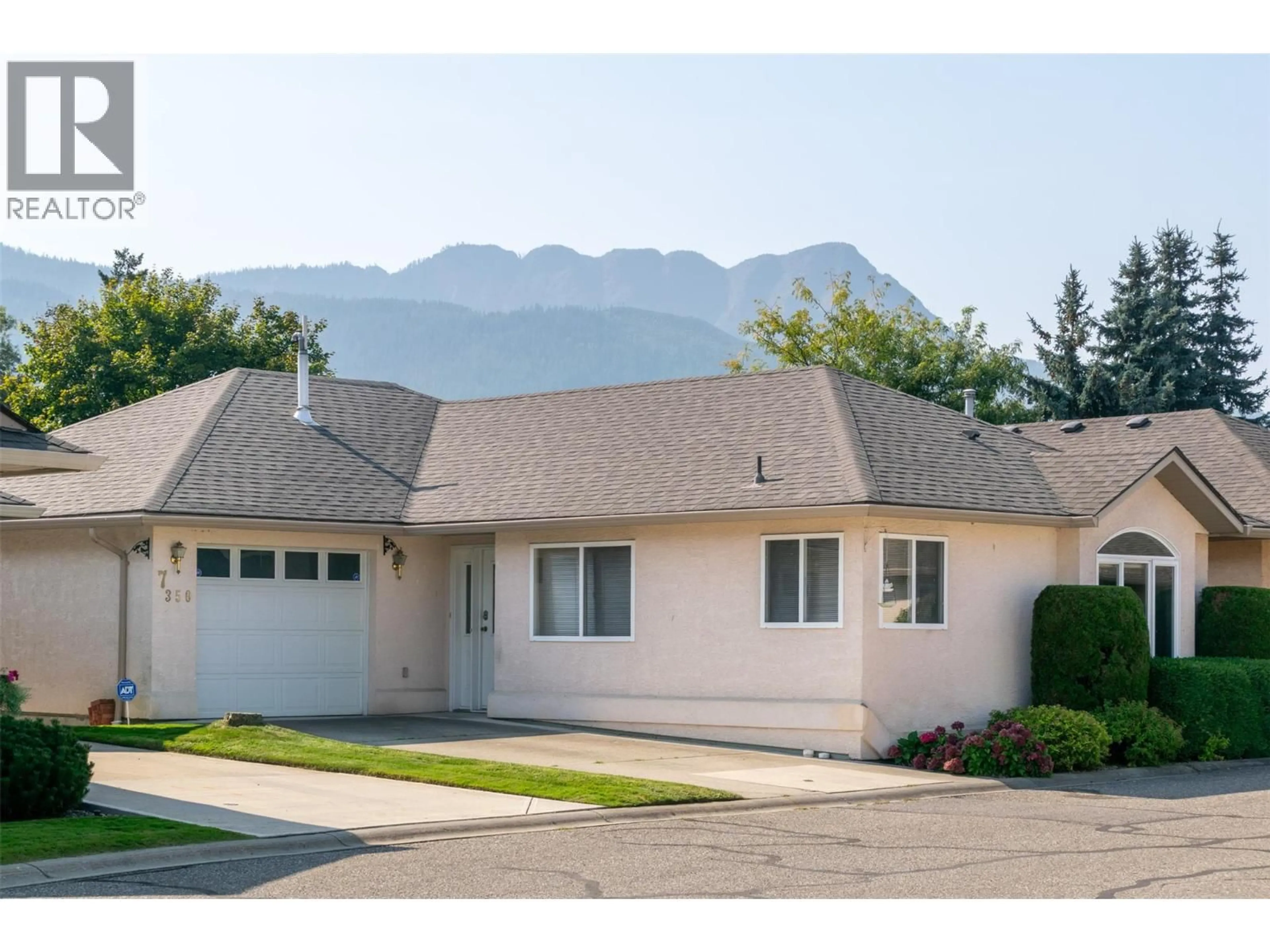 Home with vinyl exterior material, mountain view for 7 - 350 HUDSON STREET NORTHWEST, Salmon Arm British Columbia V1E1P4