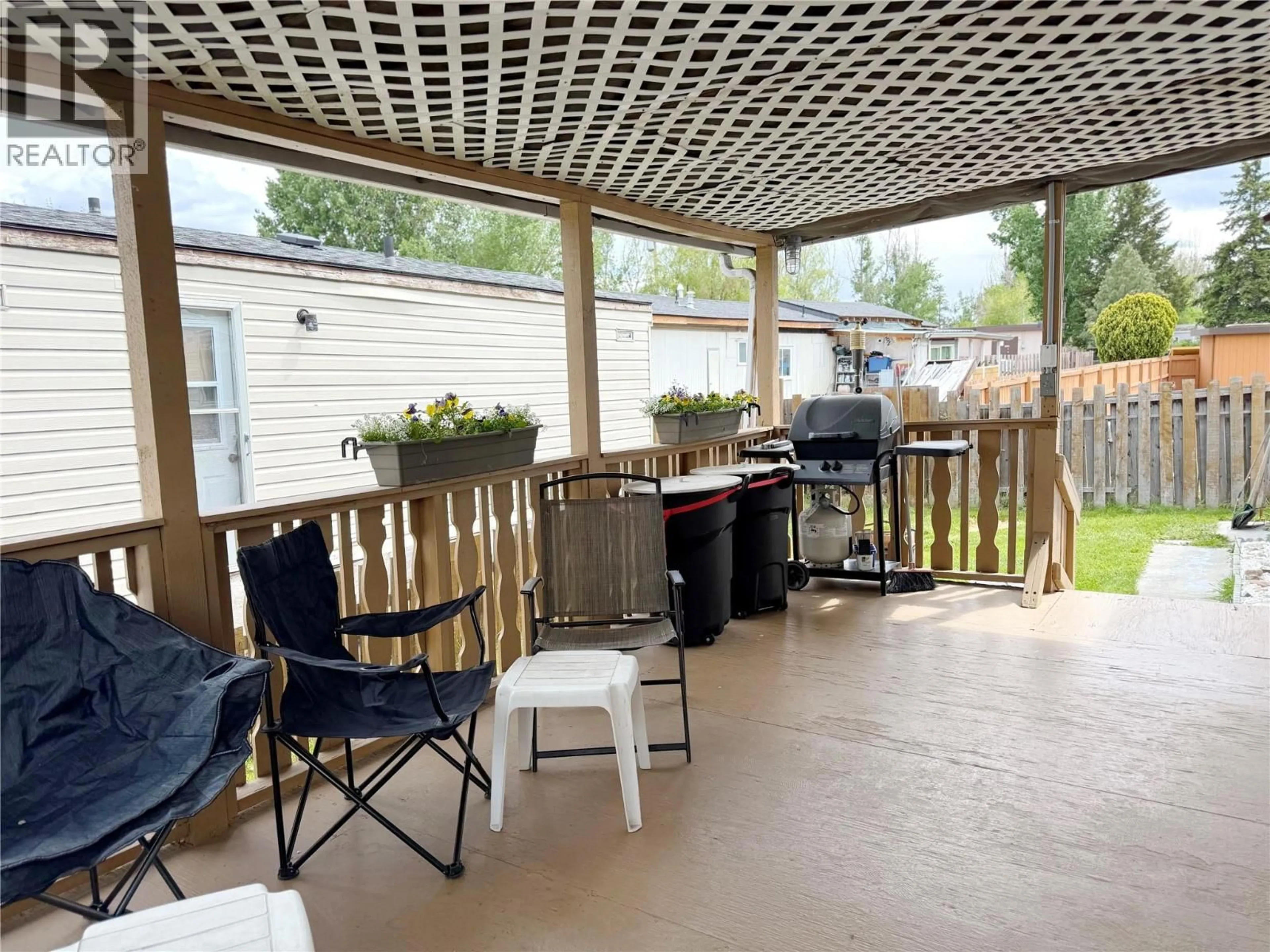 Patio, street for 73 - 3999 SKAHA LAKE ROAD, Penticton British Columbia V2A6J7