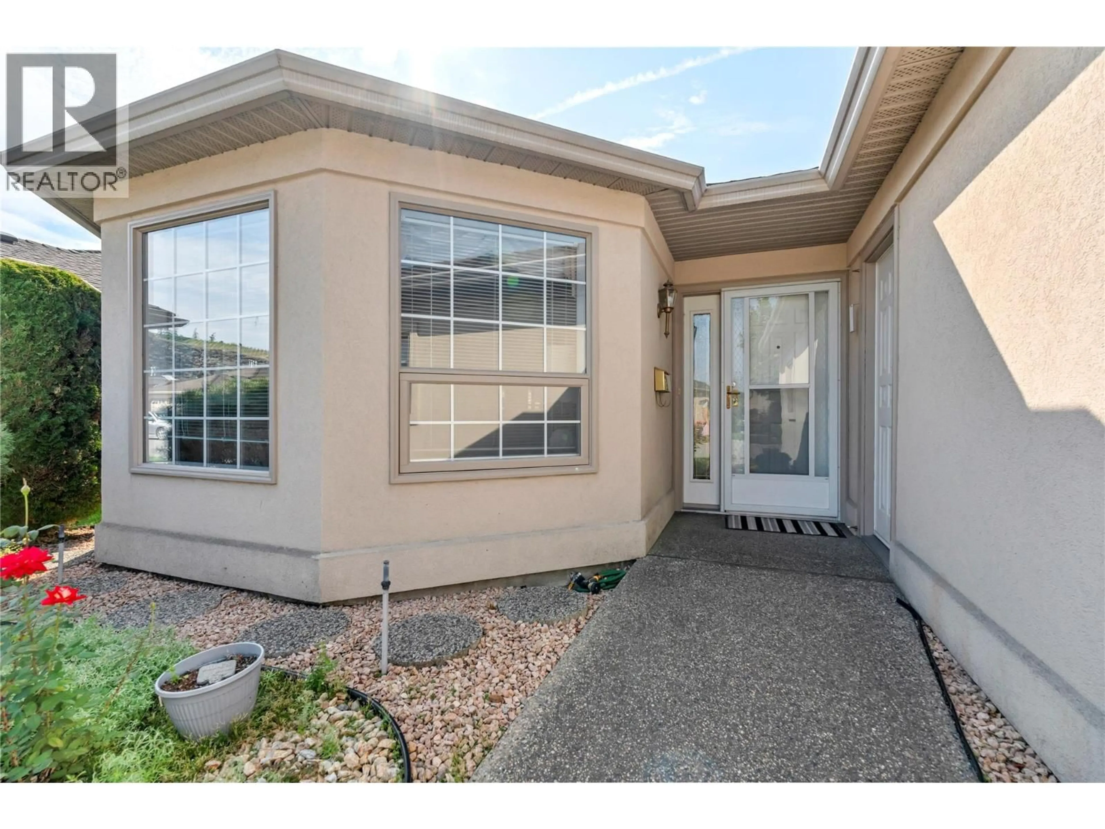 Home with vinyl exterior material, street for 97 - 3333 SOUTH MAIN STREET, Penticton British Columbia V2A8J8