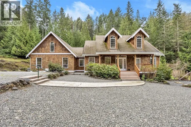 2812 SOUTHEY POINT ROAD, Salt Spring 3