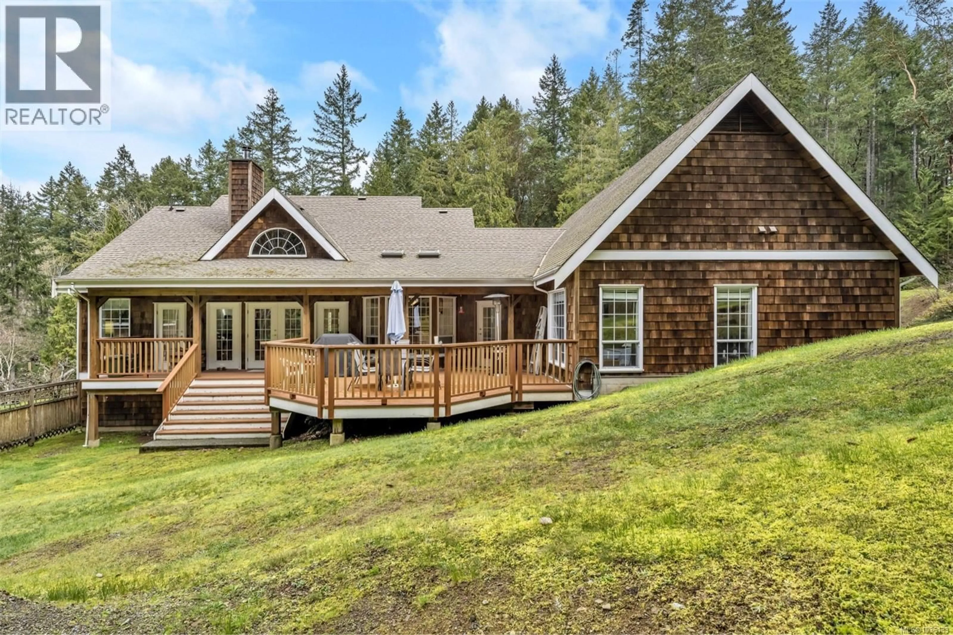 Home with vinyl exterior material, mountain view for 2812 SOUTHEY POINT ROAD, Salt Spring British Columbia V8K1A5