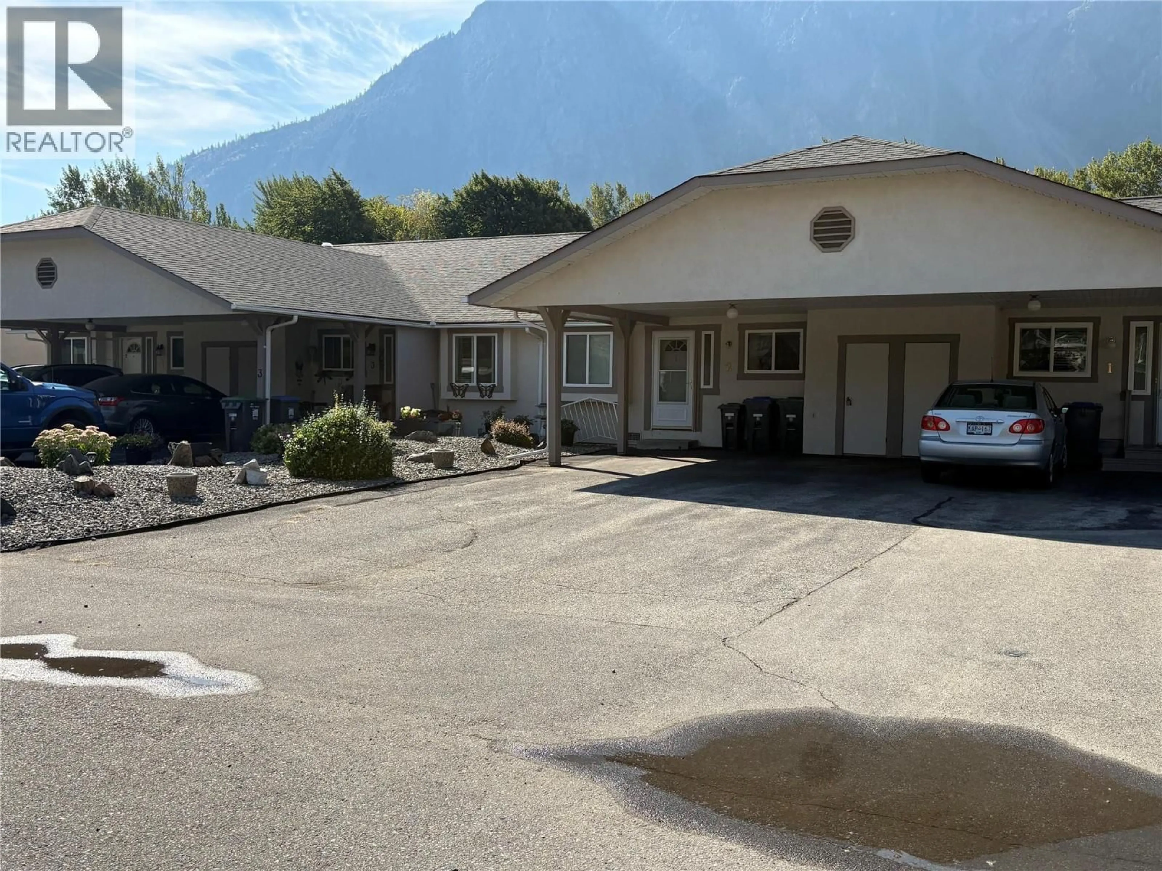 Unknown for 2 - 815 11TH AVENUE, Keremeos British Columbia V0X1N3