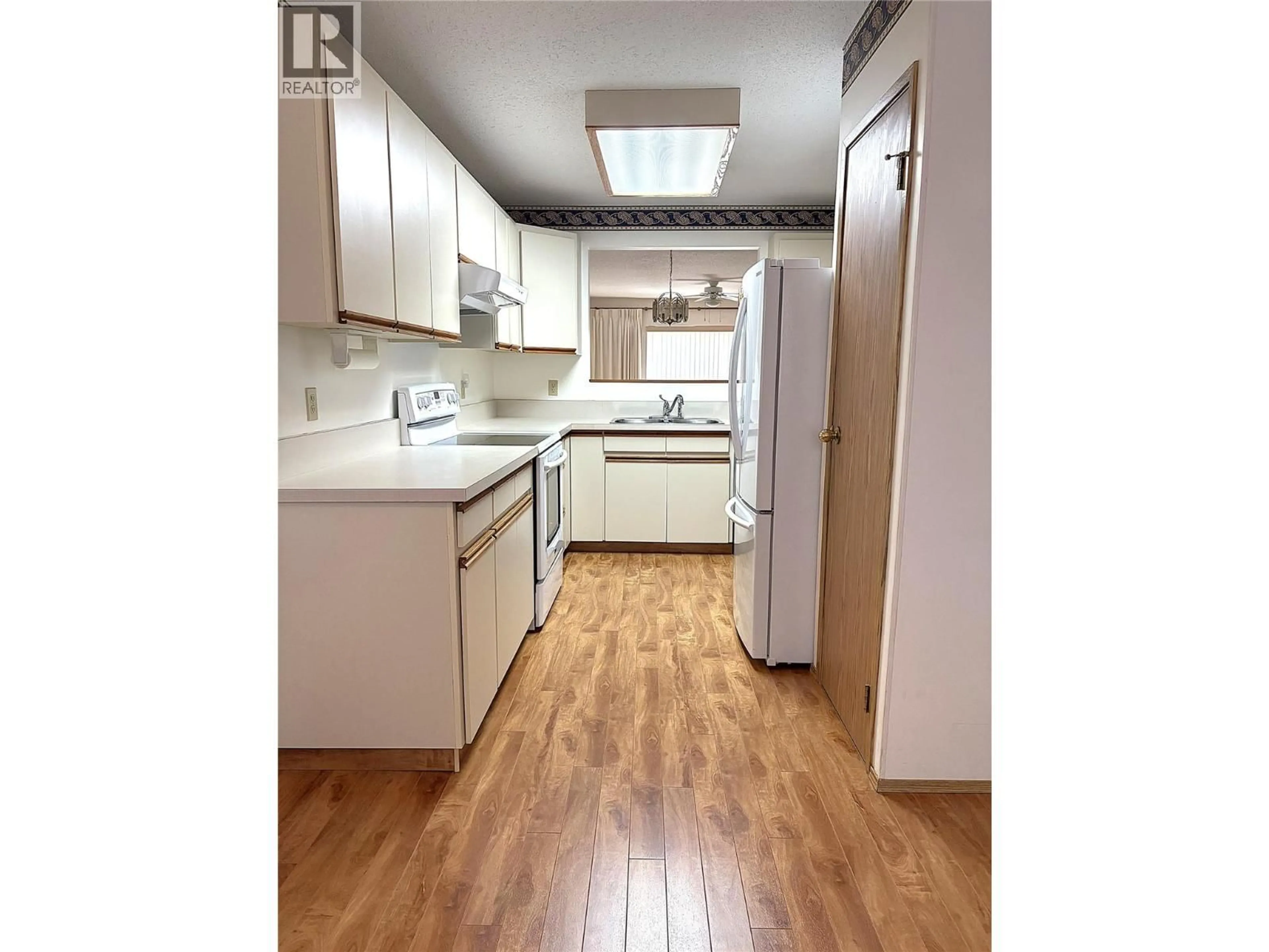 Standard kitchen, wood/laminate floor for 2 - 815 11TH AVENUE, Keremeos British Columbia V0X1N3