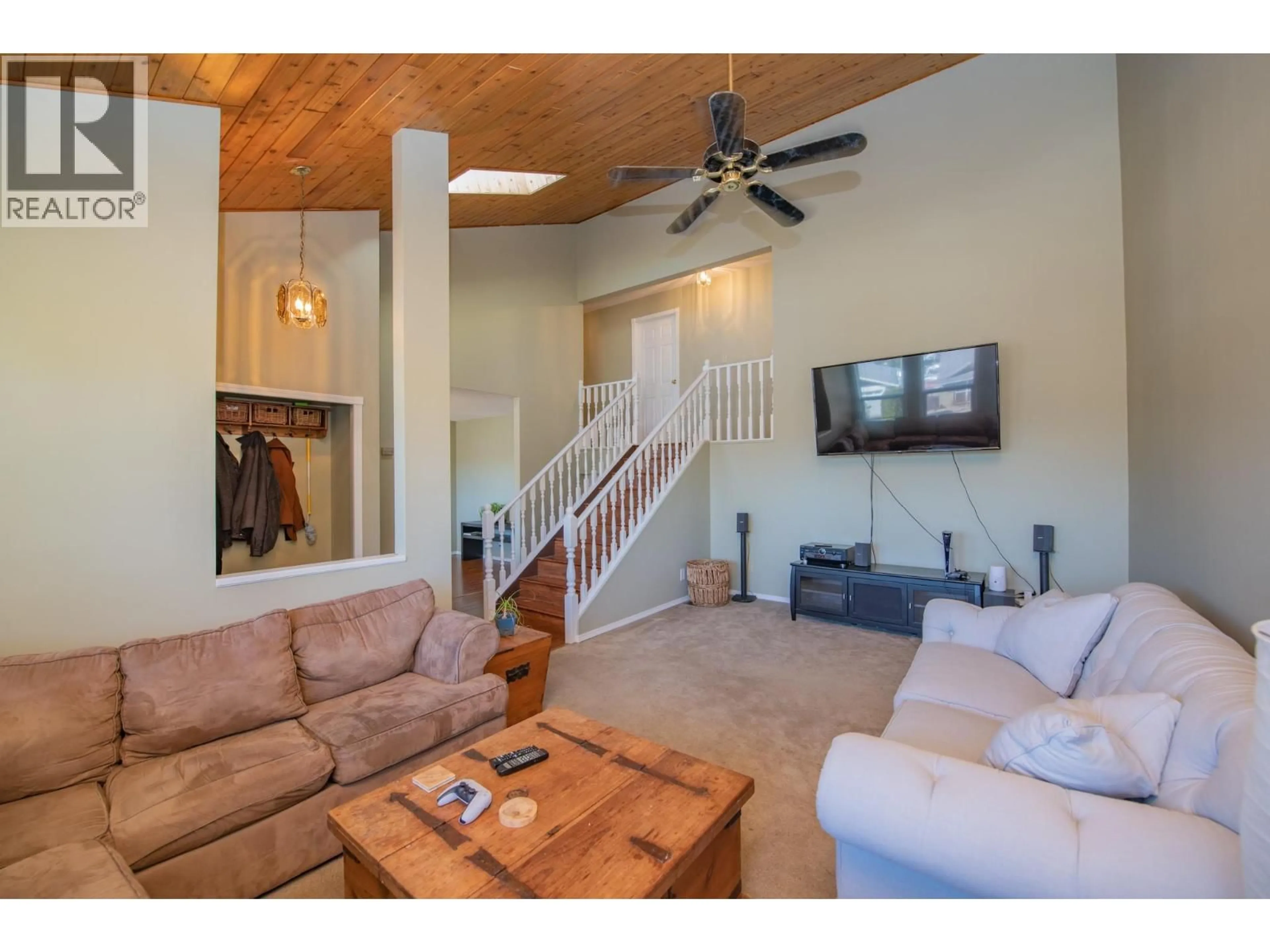 Living room with furniture, unknown for 135 BIRCH CRESCENT, Enderby British Columbia V4Y4C1