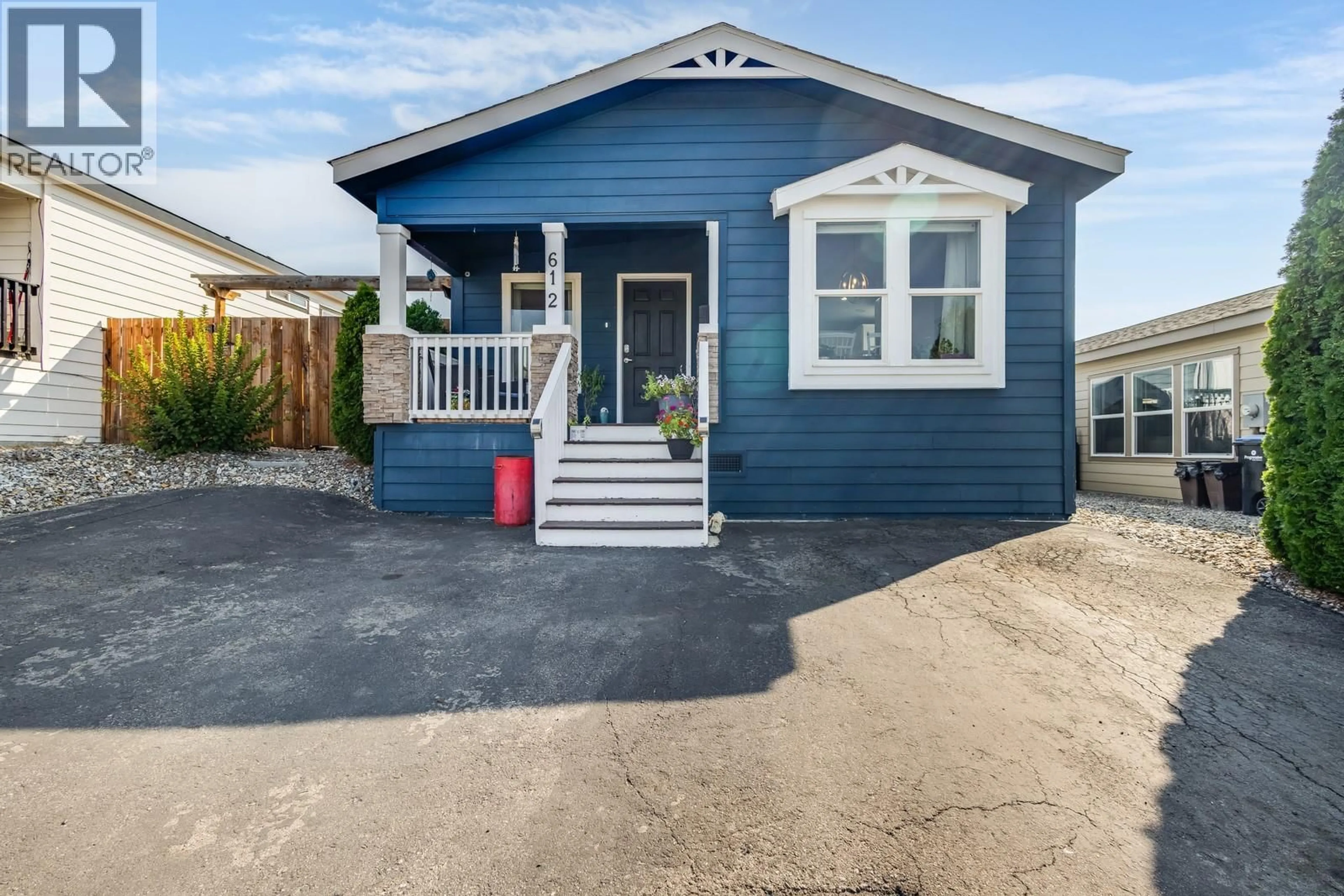 Home with vinyl exterior material, street for 612 - 2440 OLD OKANAGAN HIGHWAY, Westbank British Columbia V4T1X6