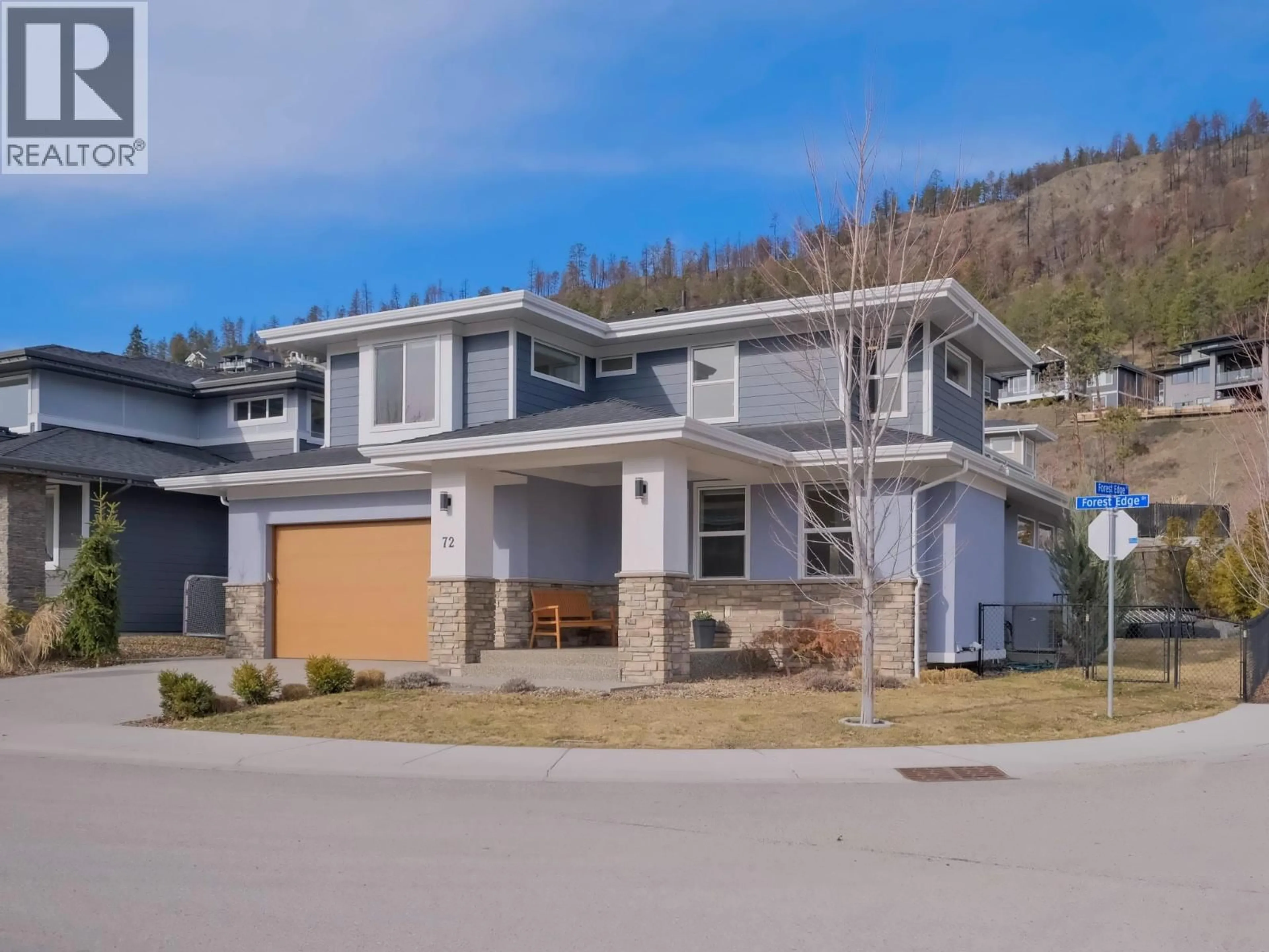 Home with vinyl exterior material, unknown for 72 FOREST EDGE DRIVE, Kelowna British Columbia V1V3G3