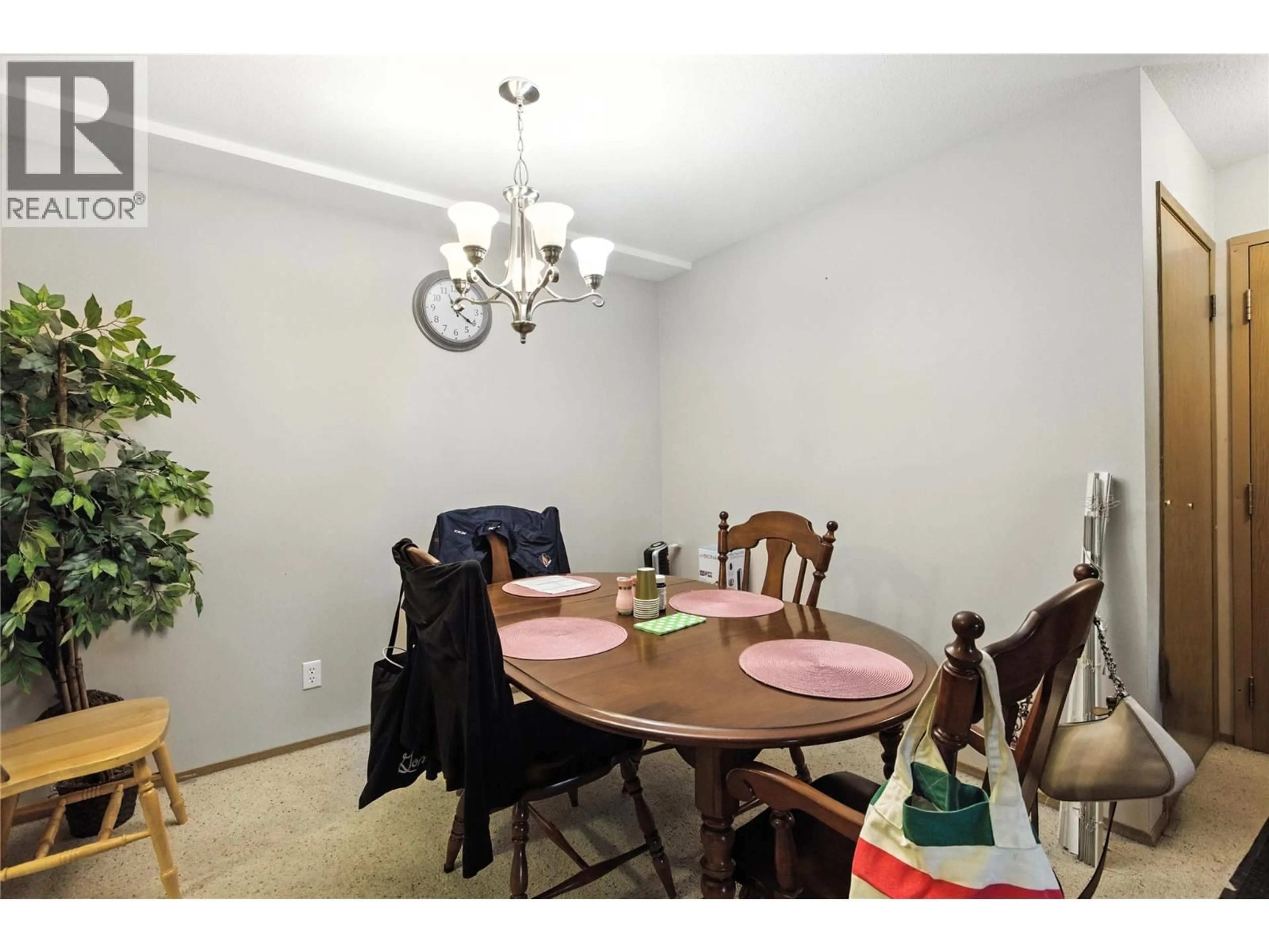 Dining room, wood/laminate floor for 306 - 44 WHITESHIELD CRESCENT SOUTH, Kamloops British Columbia V2E2J1