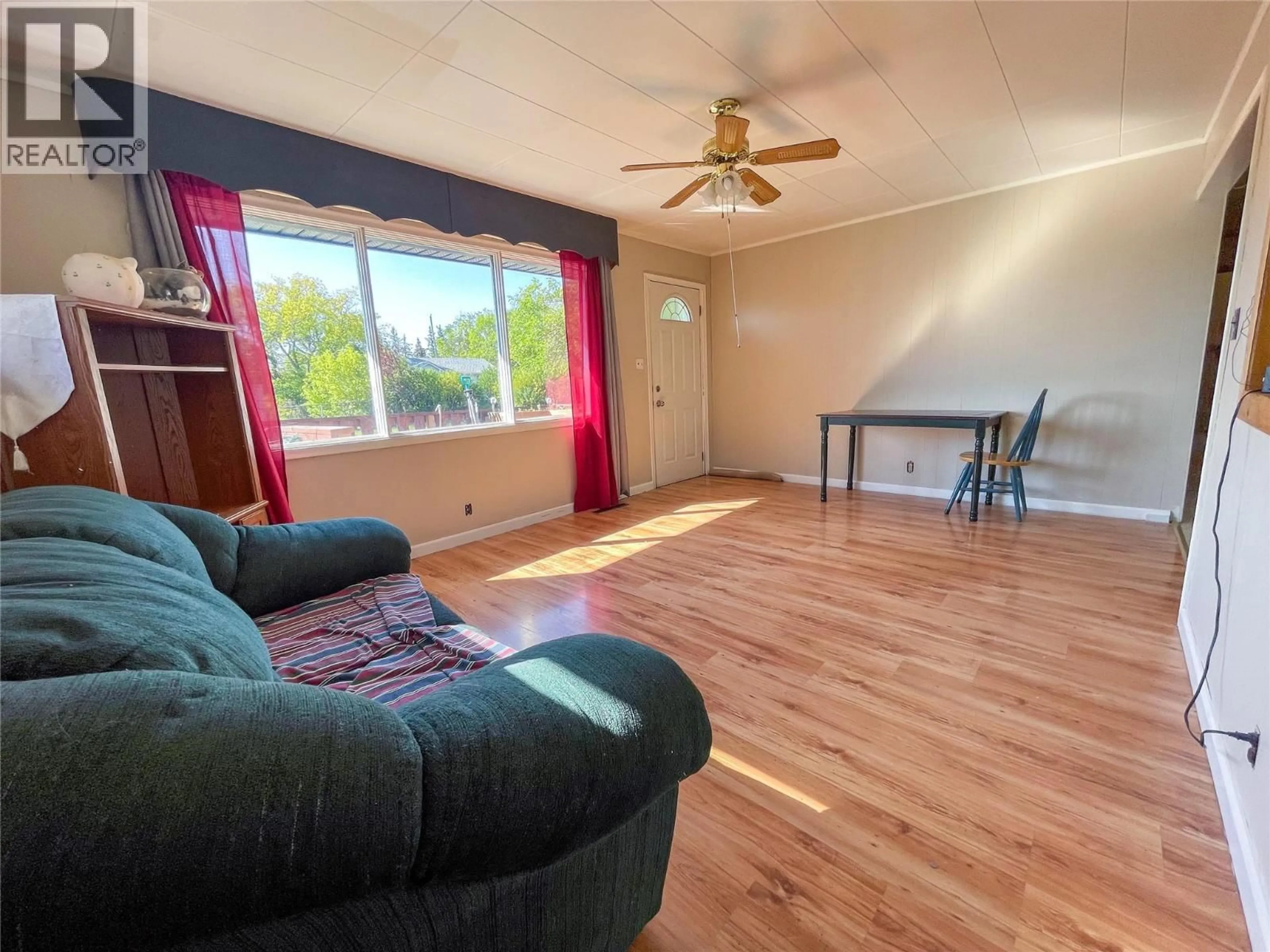 A pic of a room for 4810 48 AVENUE, Pouce Coupe British Columbia V0C2C0