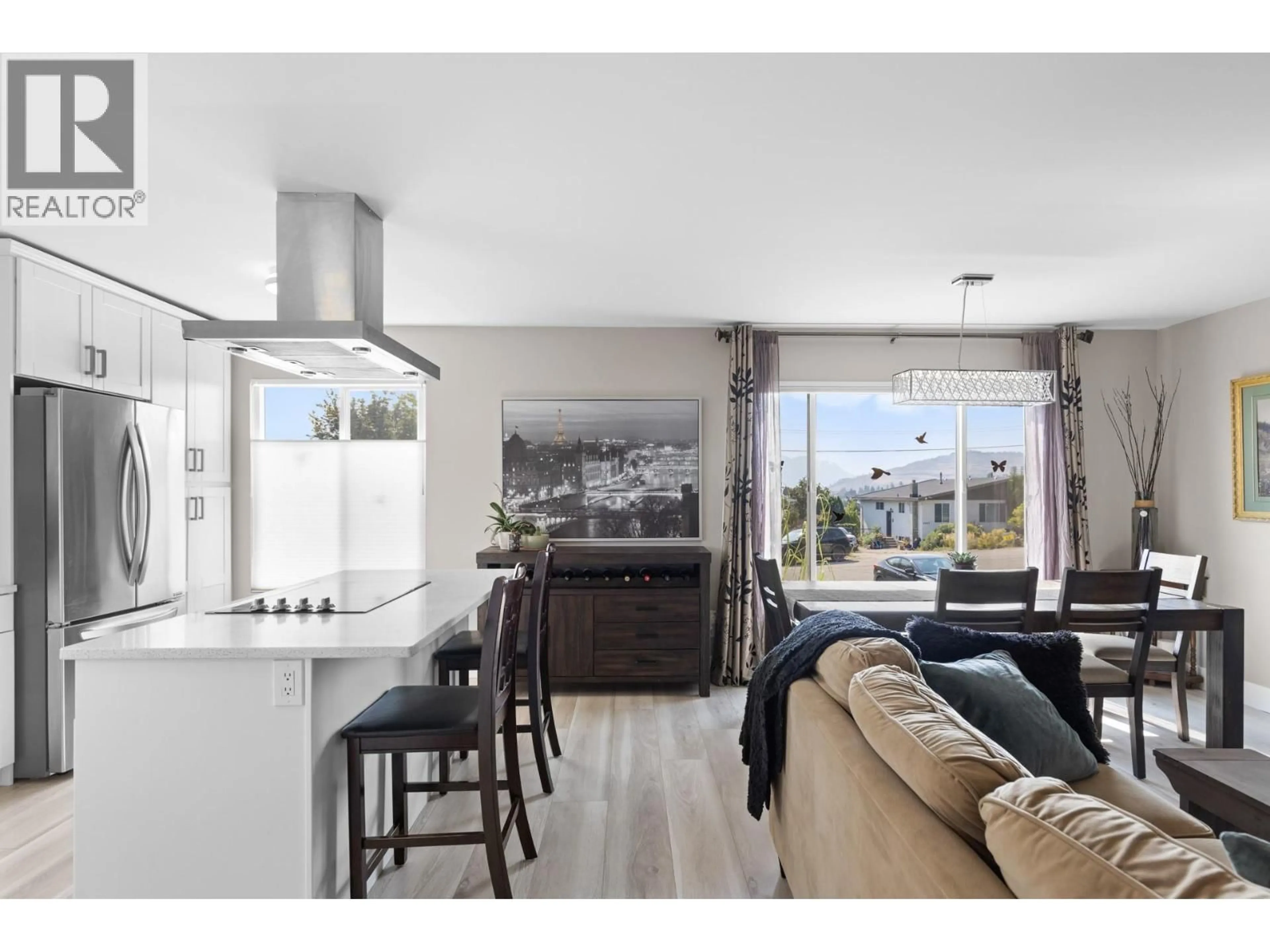 Open concept kitchen, unknown for 2440 MARGARET ROAD, West Kelowna British Columbia V0H1Z2
