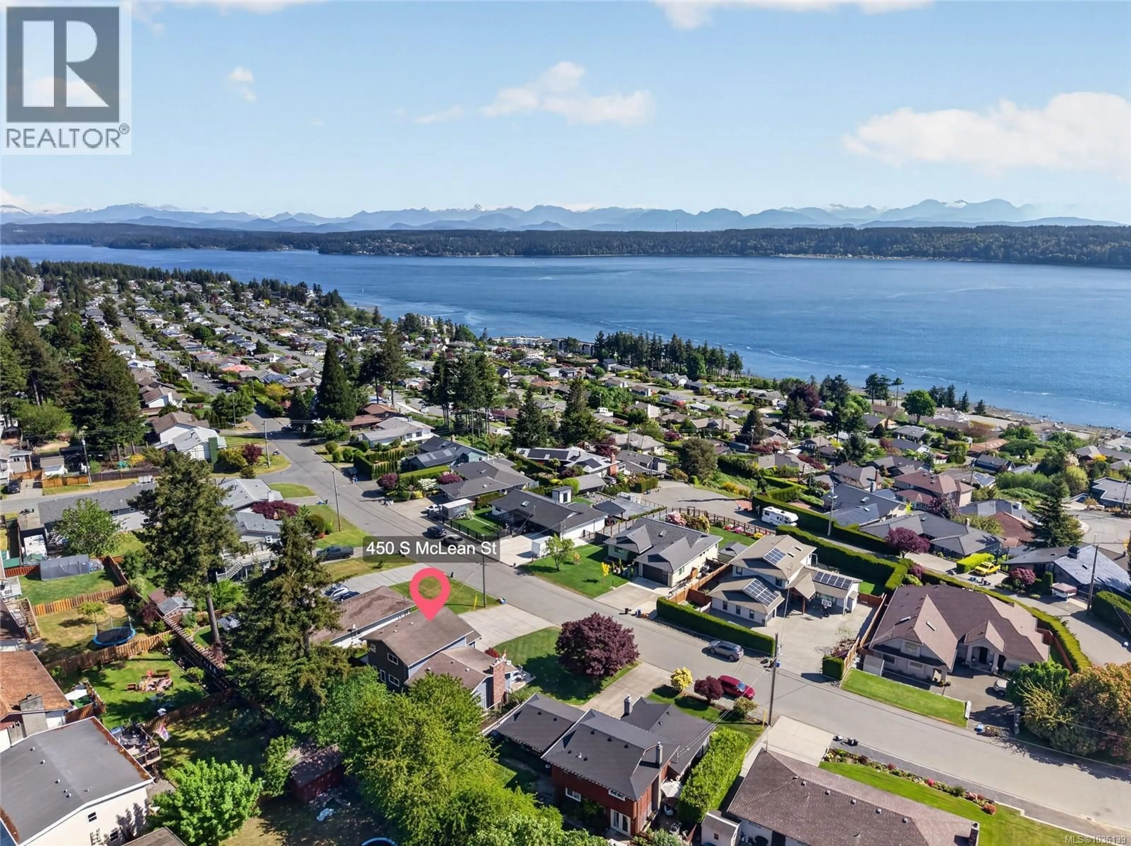 A pic from outside/outdoor area/front of a property/back of a property/a pic from drone, water/lake/river/ocean view for 450 MCLEAN STREET SOUTH, Campbell River British Columbia V9W5W1