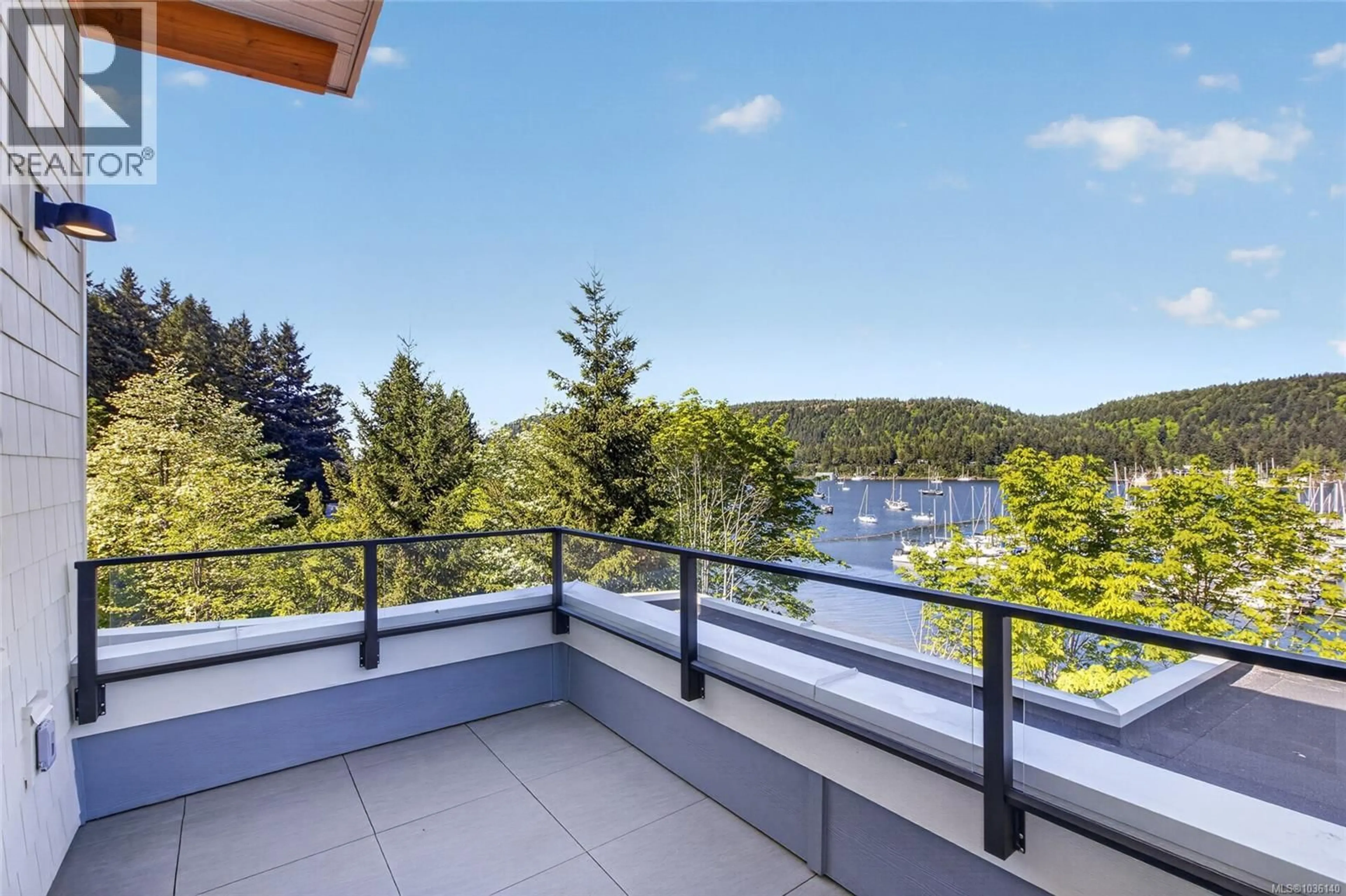 Balcony in the apartment, water/lake/river/ocean view for 5 - 152 MARINA VIEW DRIVE, Ladysmith British Columbia V9G1K4