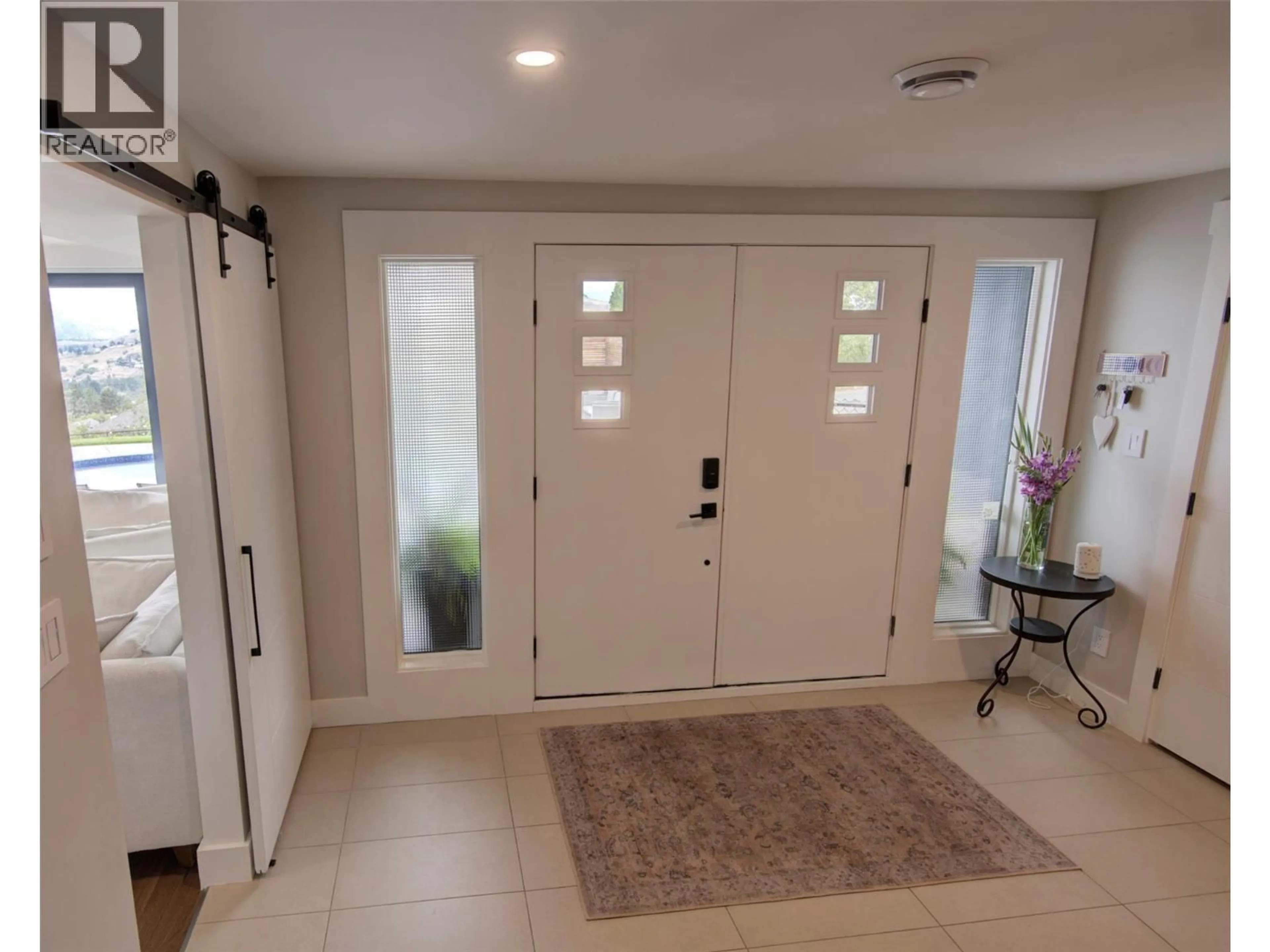 Indoor entryway for 11506 PALFREY DRIVE WEST, Coldstream British Columbia V1B1A8