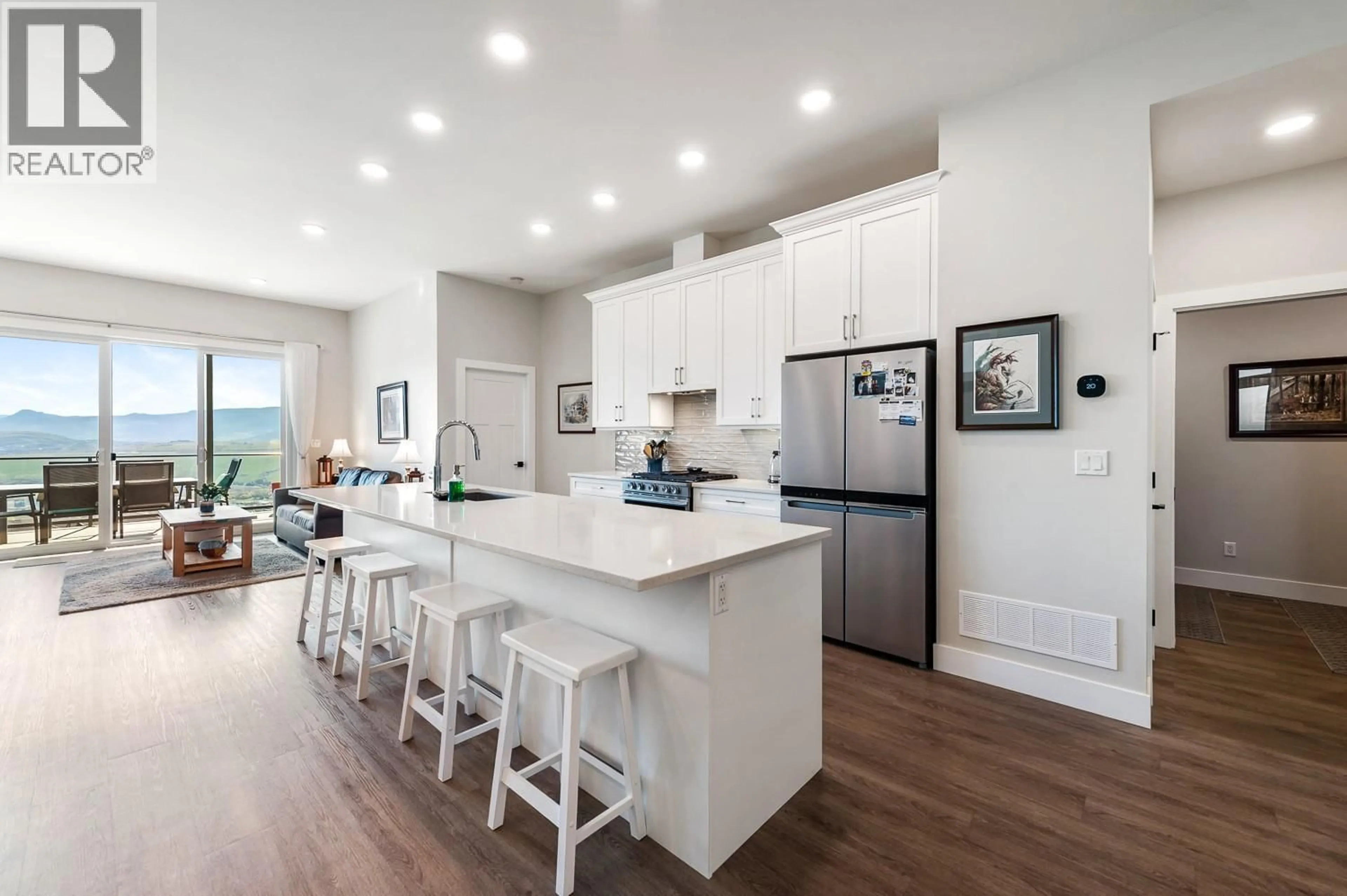 Open concept kitchen, unknown for 2 - 496 SILVERSAGE PLACE, Vernon British Columbia V1H2J2