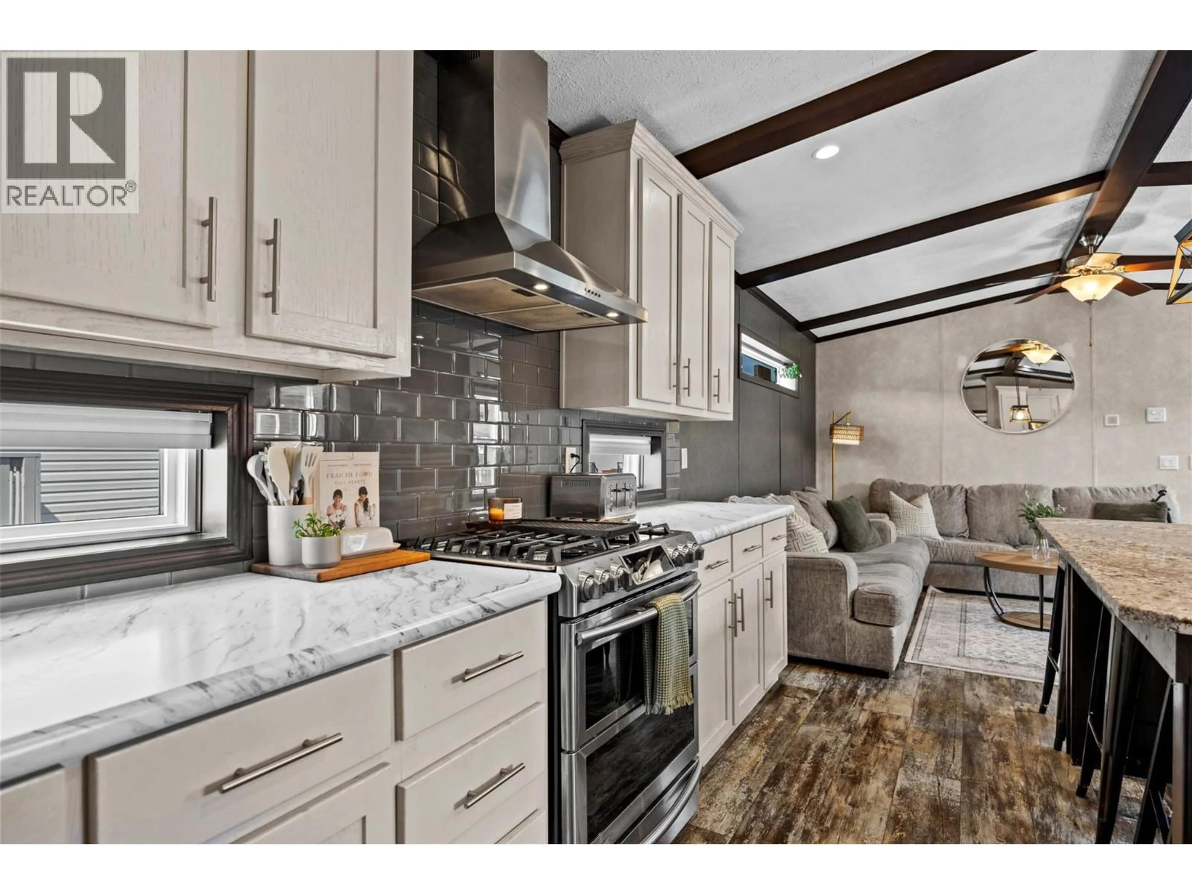 Open concept kitchen, ceramic/tile floor for 103 - 5005 RIVER ROAD, Pritchard British Columbia V0E2P0